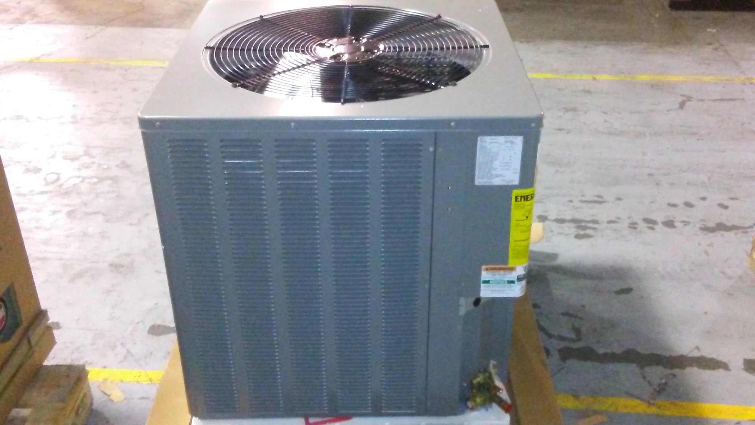 COMMERCIAL USE ONLY 5 Ton Split System Heat Pump, 13 SEER 575/60/3 R-410A