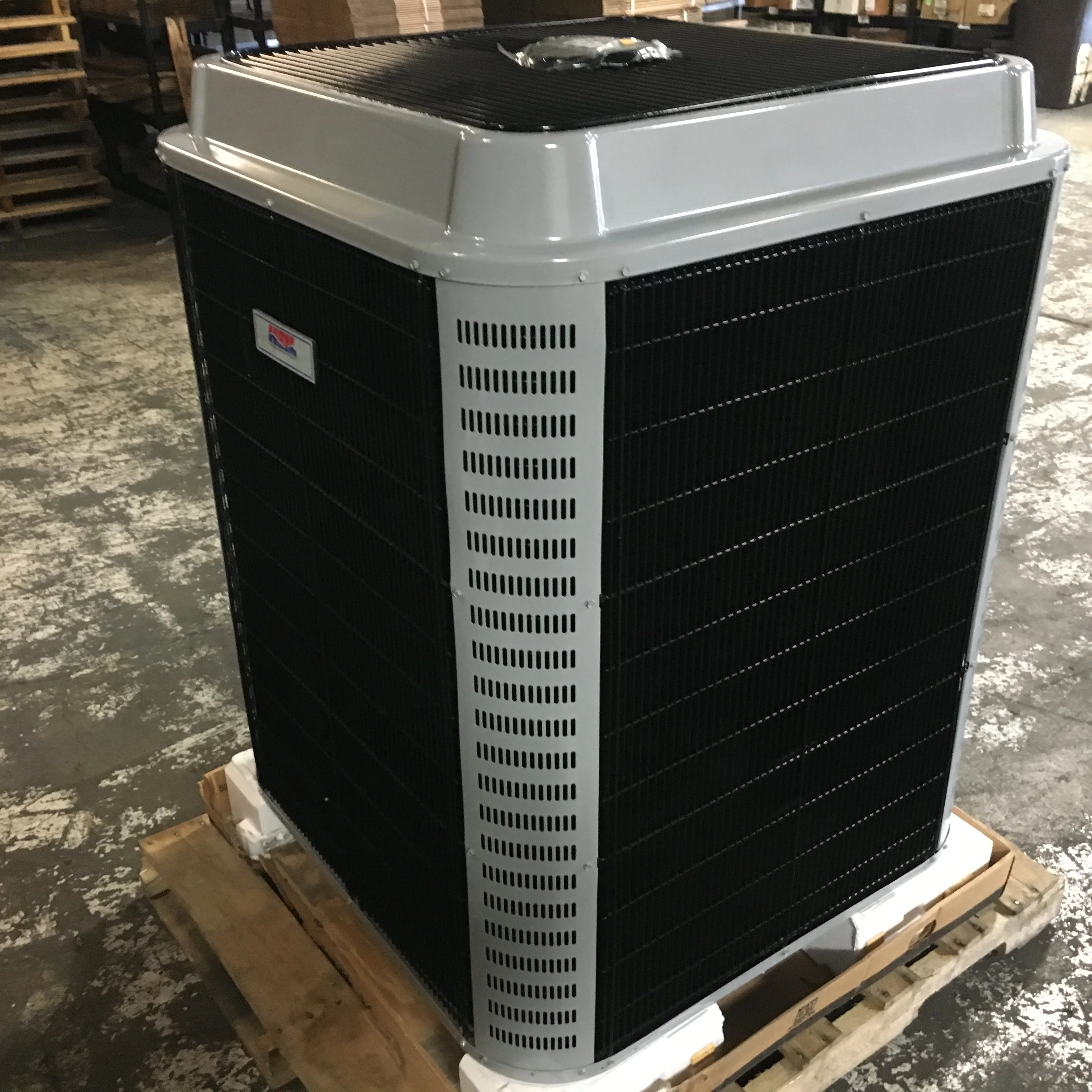 5 TON SPLIT-SYSTEM COMMUNICATING HEAT PUMP 208-230/60/1 R410A 16 SEER - Image 3