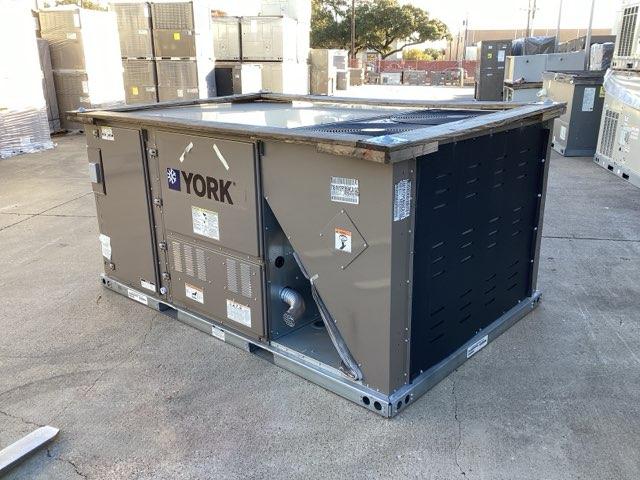 5 Ton Two-Stage Convertible Natural Gas/Electric Packaged Unit, 16.3 SEER, 208-230/60/3, R410A - Image 3