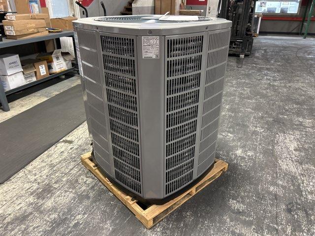 5 Ton Variable Speed Split-System Communicating Heat Pump 208-230/60/1 R410A 20 SEER - Image 3