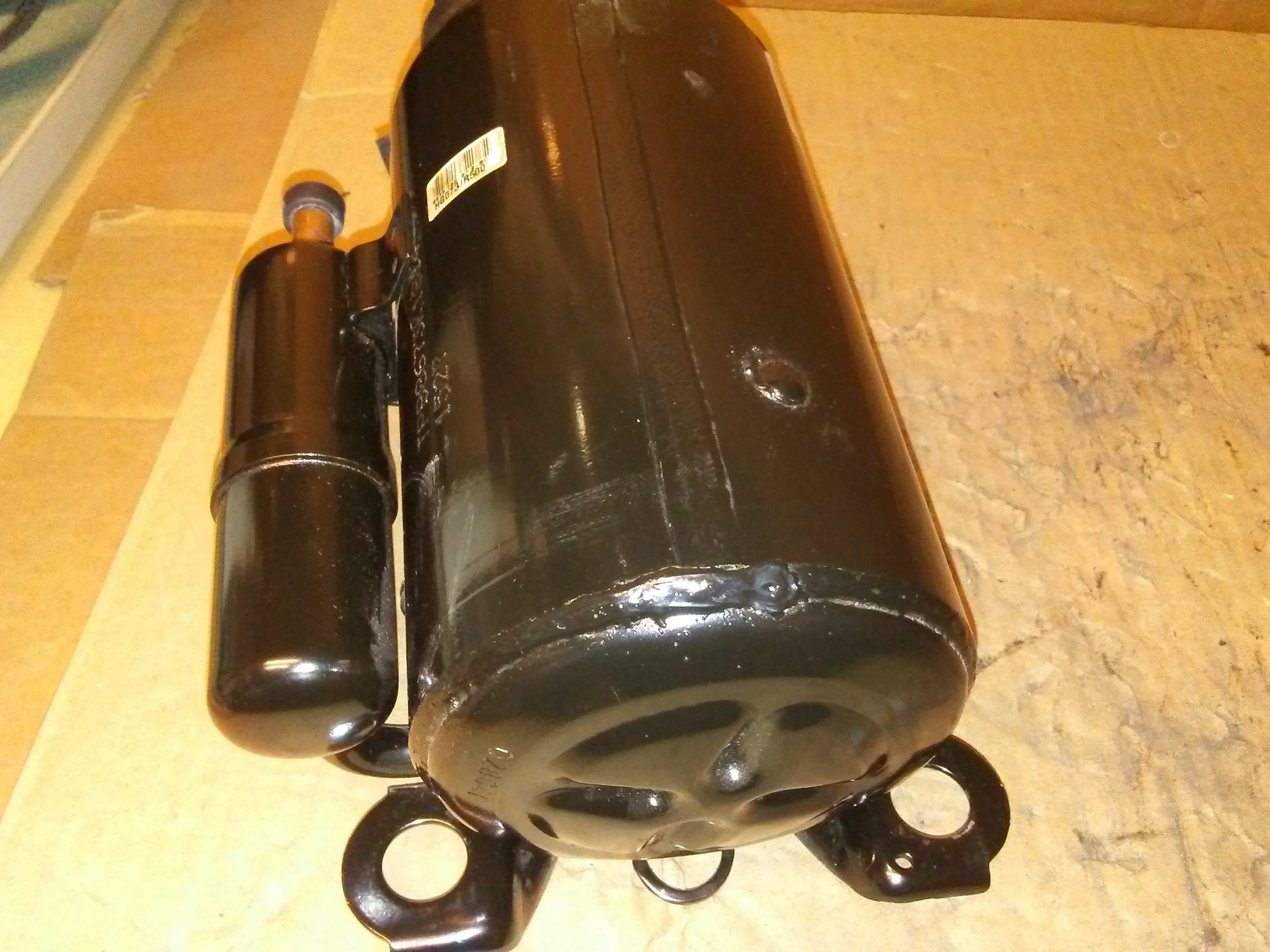 5,300 BTU Rotary Air Conditioning Compressor; 220-240/50/1, R-410A - Image 5