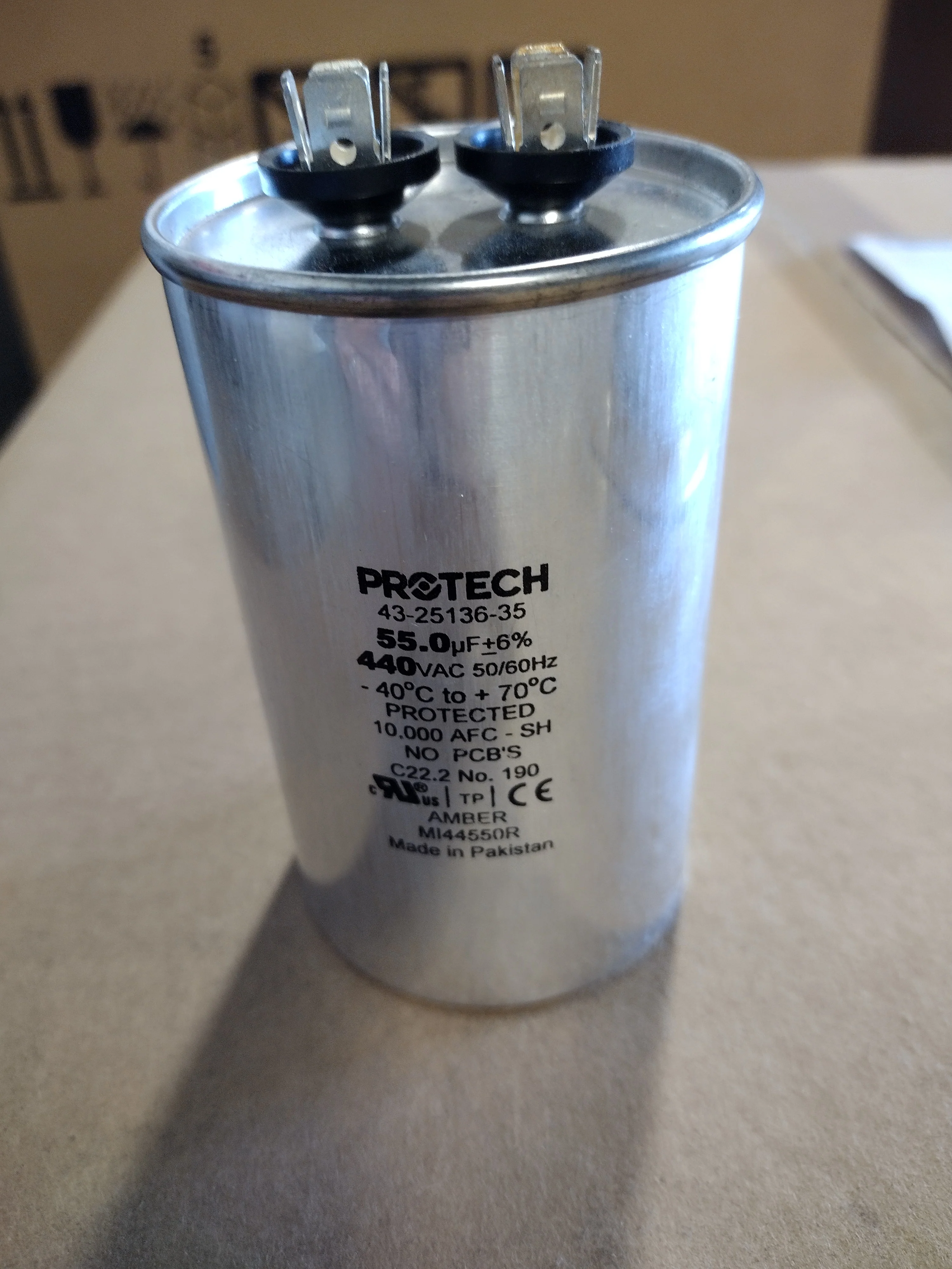 55 MFD x 440 Volt Round AC Run Capcitor