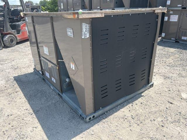 6.5 Ton Two-Stage Convertible Natural Gas/Electric Packaged Unit, 11.8 EER, 460/60/3, R410A - Image 4