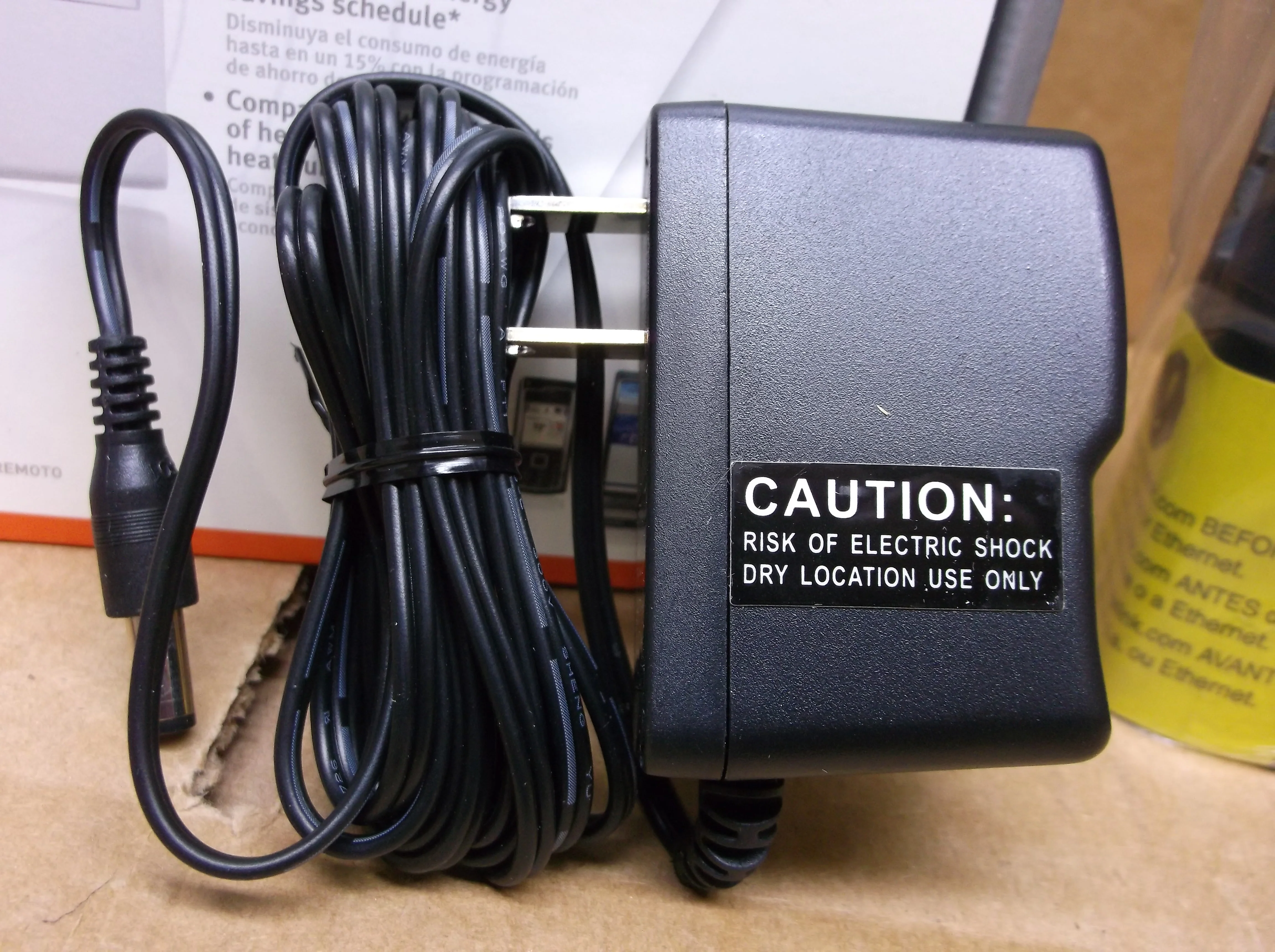 7 Day Programmable Heating/Cooling Thermostat - Image 4