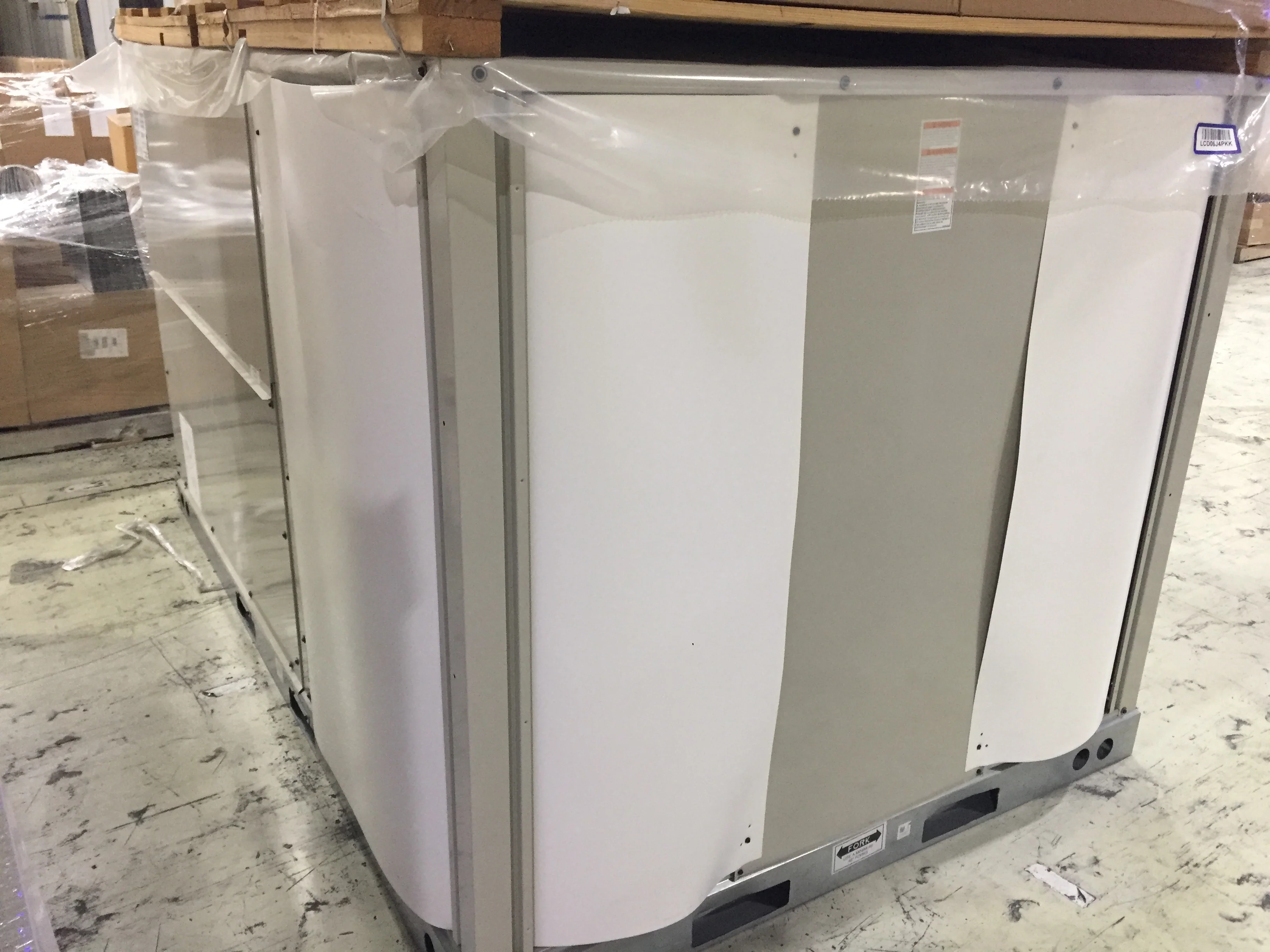 7.5 Ton Single Stage Heat Pump Rooftop Unit; 575/60/3, R-410A - Image 5