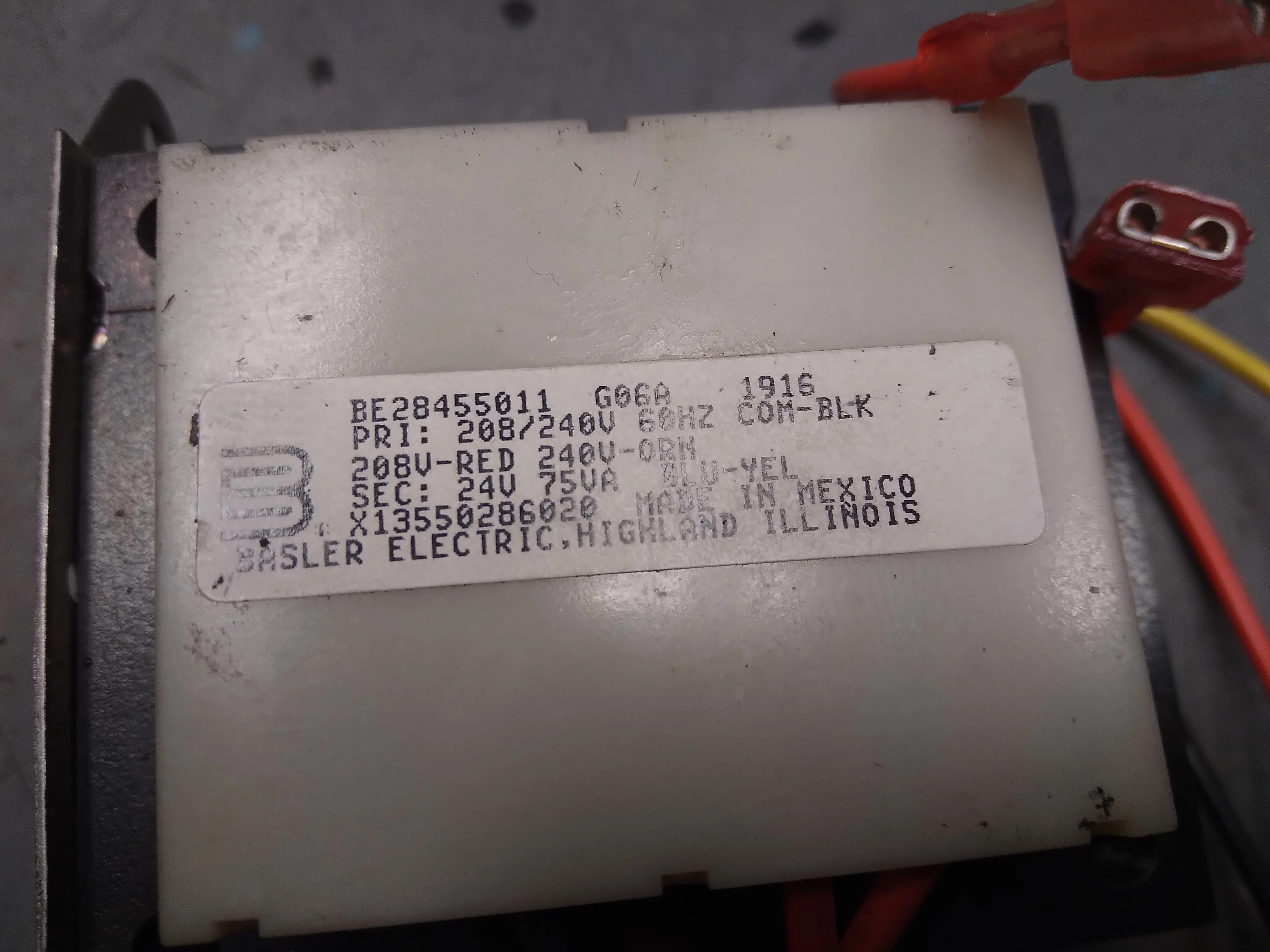 75 VA Transformer, Primary:208,240 VAC, Secondary:24 VAC - Image 4