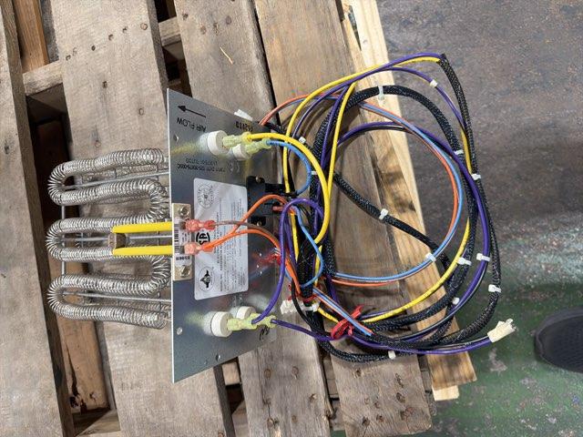 7.5 KW Electric Heat Kit with Breaker; 208-240/60/1 - Image 2