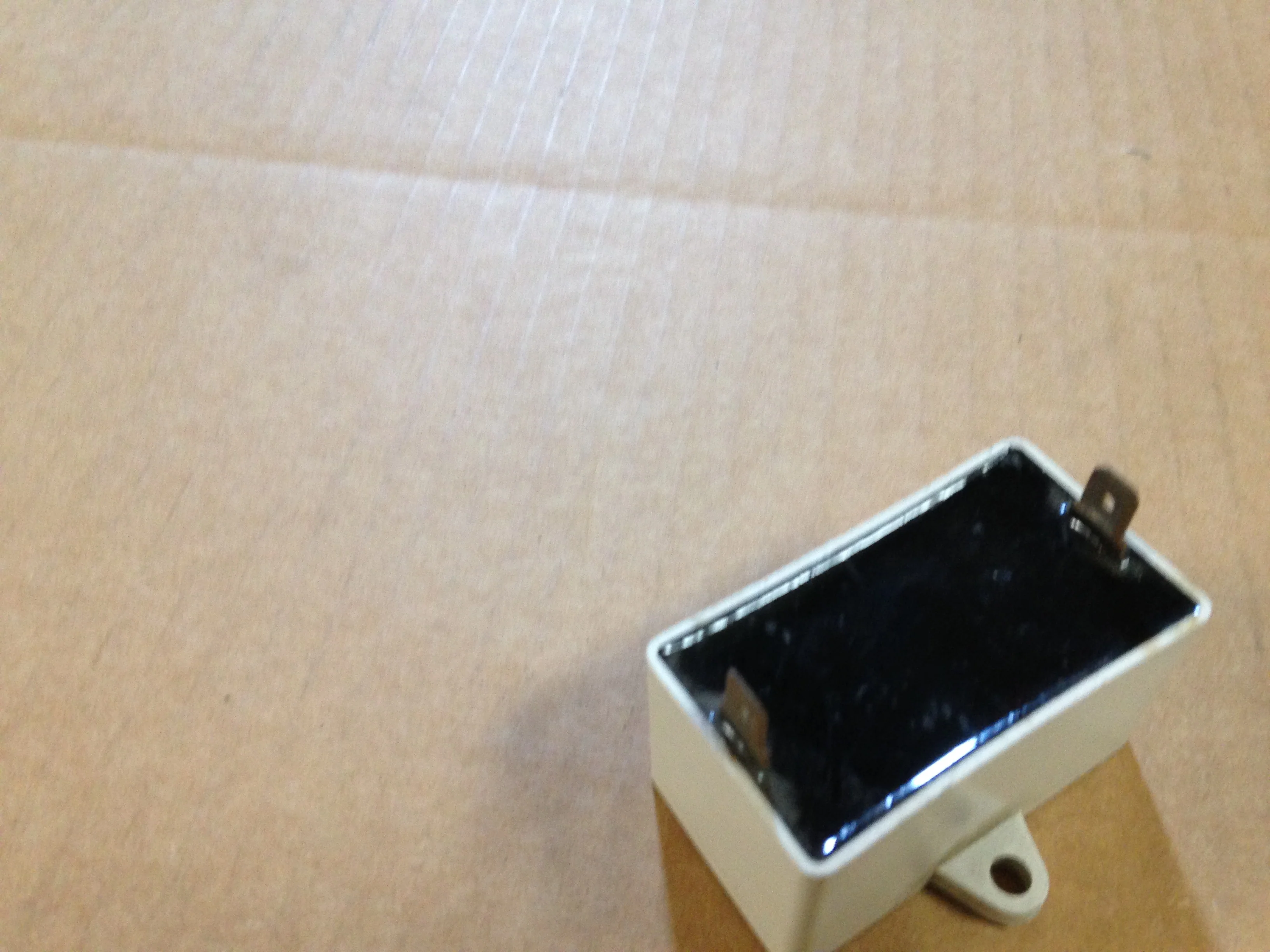 7.5UF X 440VAC Rectangle Capacitor, 50-60 - Image 3