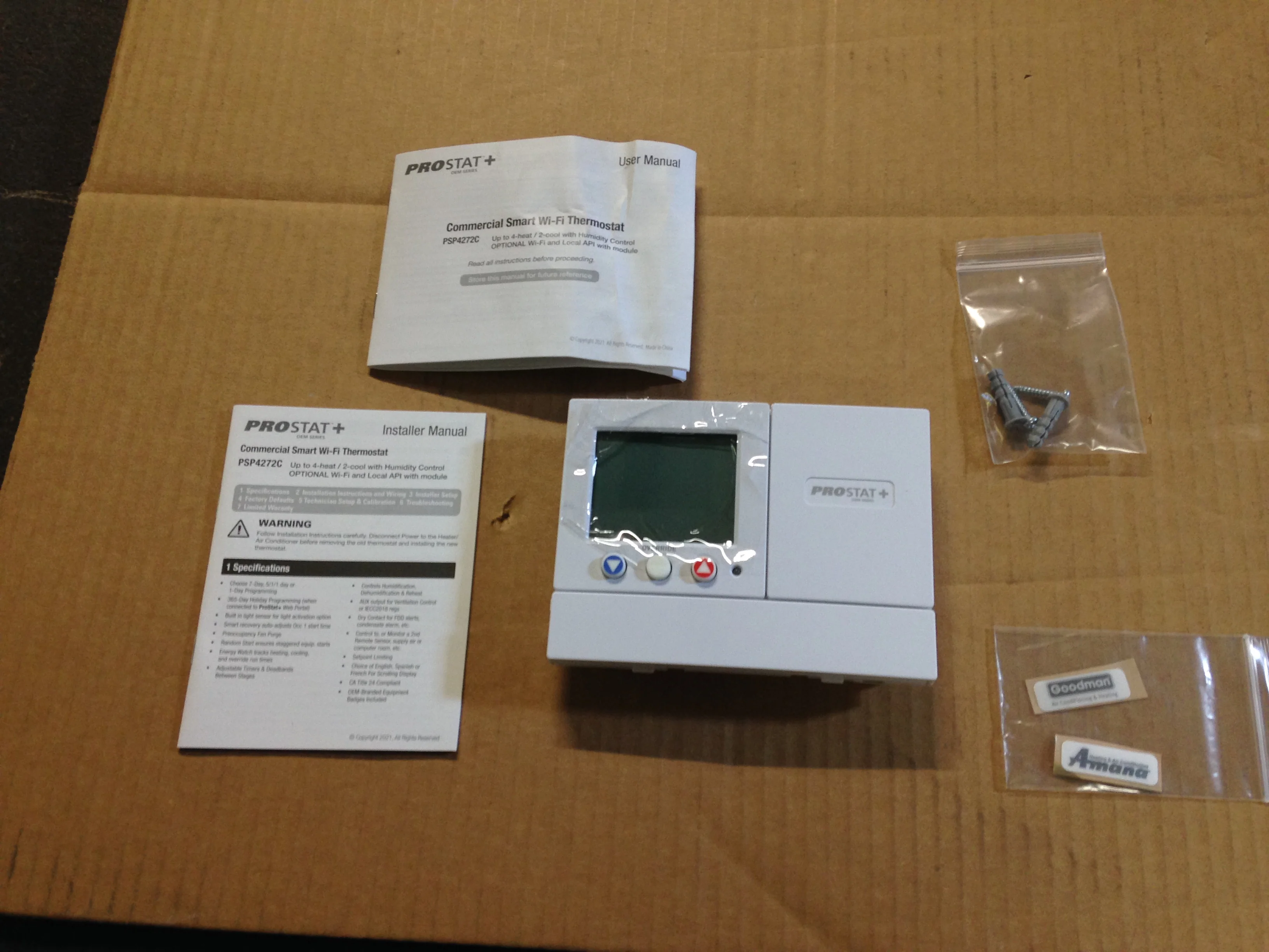 7-Day Commercial Programmable Digital Thermostat w/Humidity Control, 4-Heat/2-Cool, 20-28 VAC - Image 6