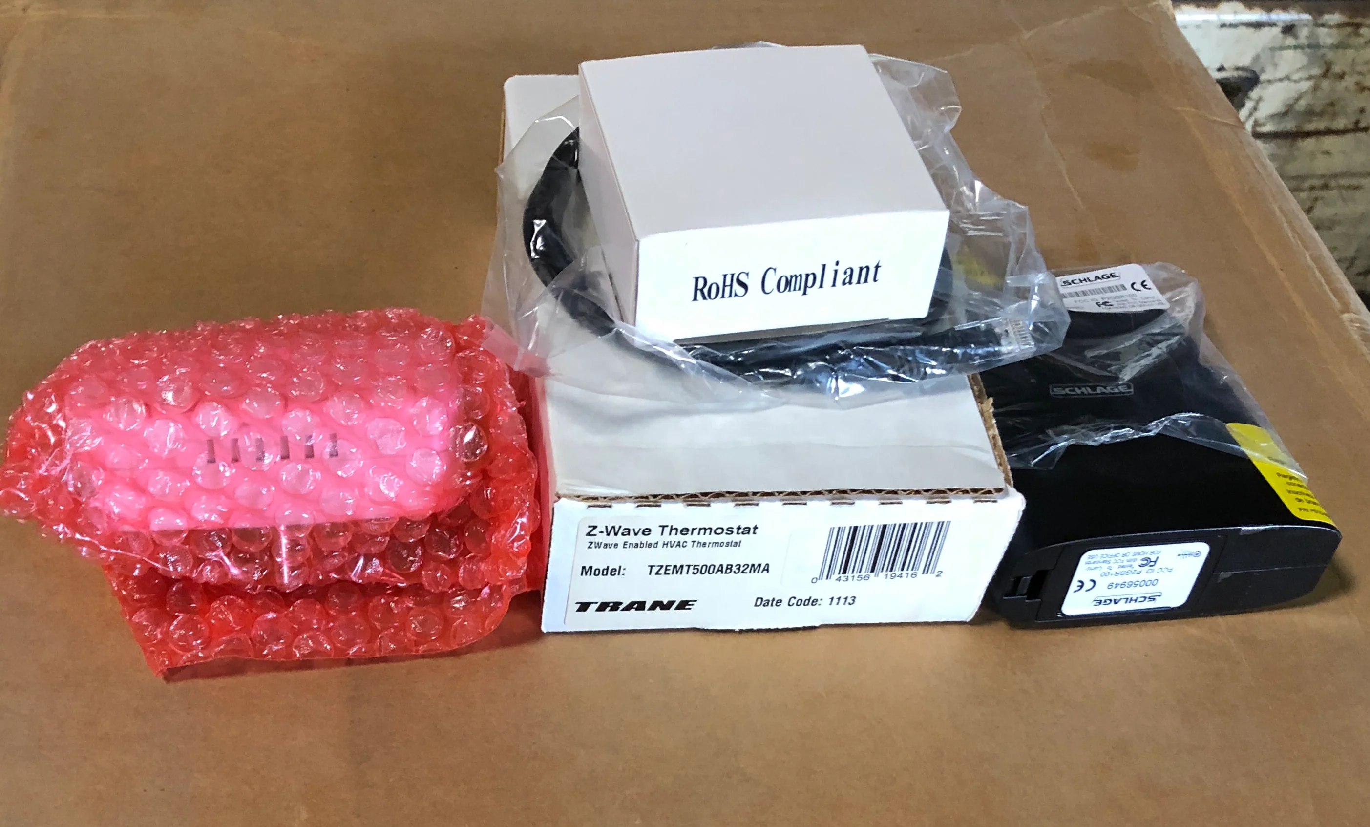 7-Day Digital Programmable Heating/Cooling Comfort Link Thermostat Start Kit - Image 3