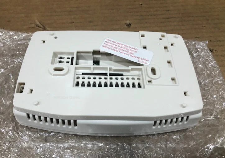 7-Day Programmable Or Non-Programmable 4H/2C Multi-Stage 20-30V Heat Pump Thermostat - Image 2