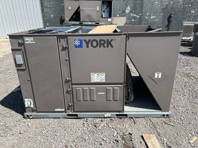 8.5 Ton Convertible Packaged Air Conditioning Unit, 12.2 EER 460/60/3 R-410A