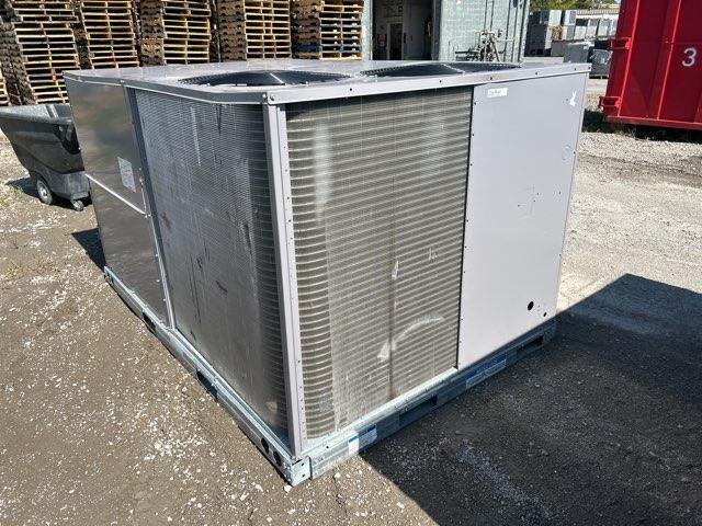 8.5 Ton Two-Stage Convertible Natural Gas/Electric Packaged Unit, 11 EER, 208-230/60/3, R410A - Image 4