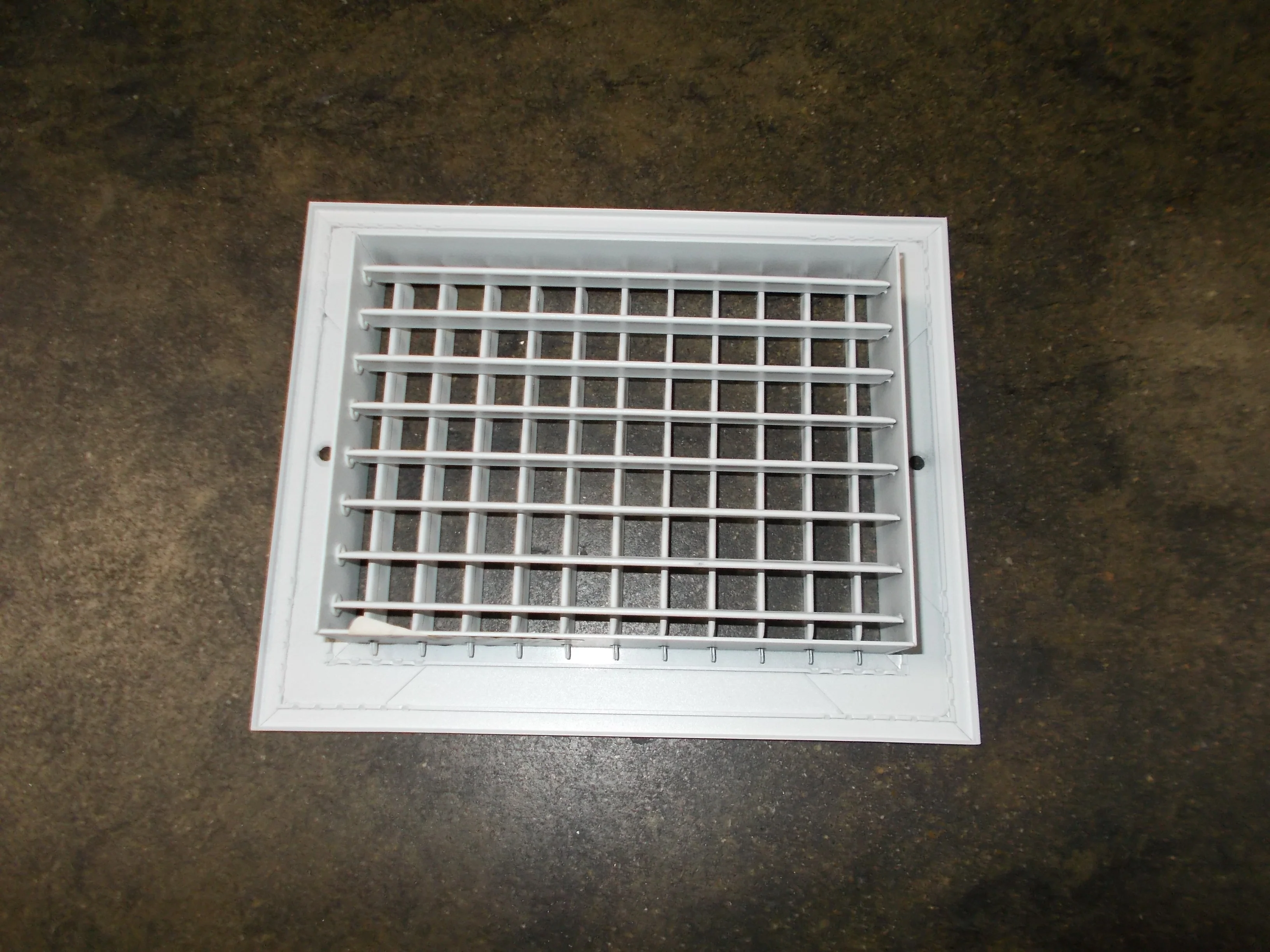 8" X 6" ALUMINUM/WHITE DOUBLE DEFLECTION ADJUSTABLE STEEL BLADE GRILLE - Image 2