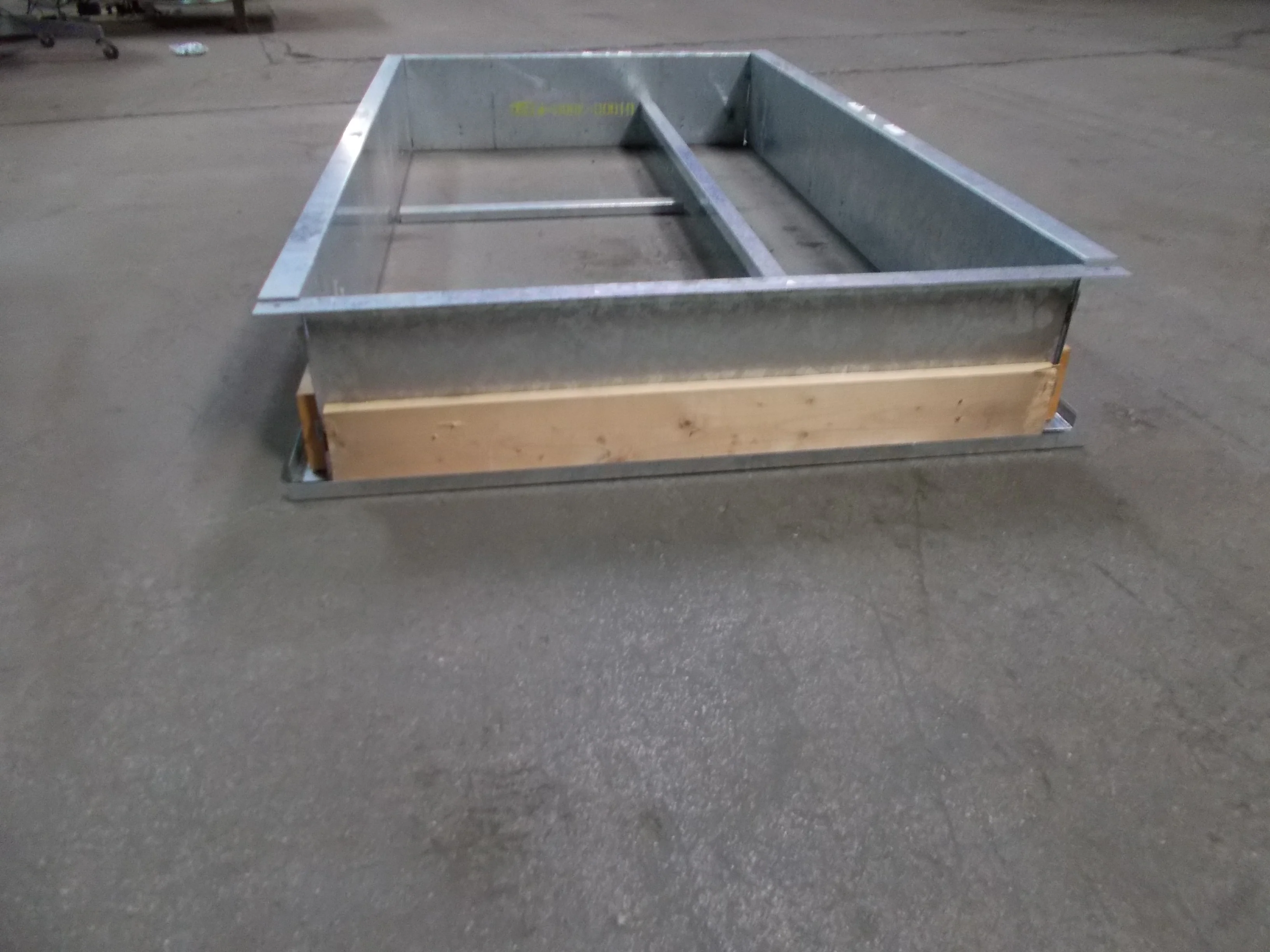8" Tall Curb Roof Curb - Image 2