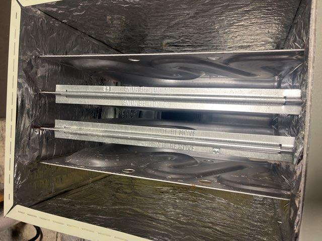 80,000 BTU 2-Stg Up/Horz ECM Variable Speed Comm. Compatible Gas Furnace 80% 115/60/1 CFM: 1200