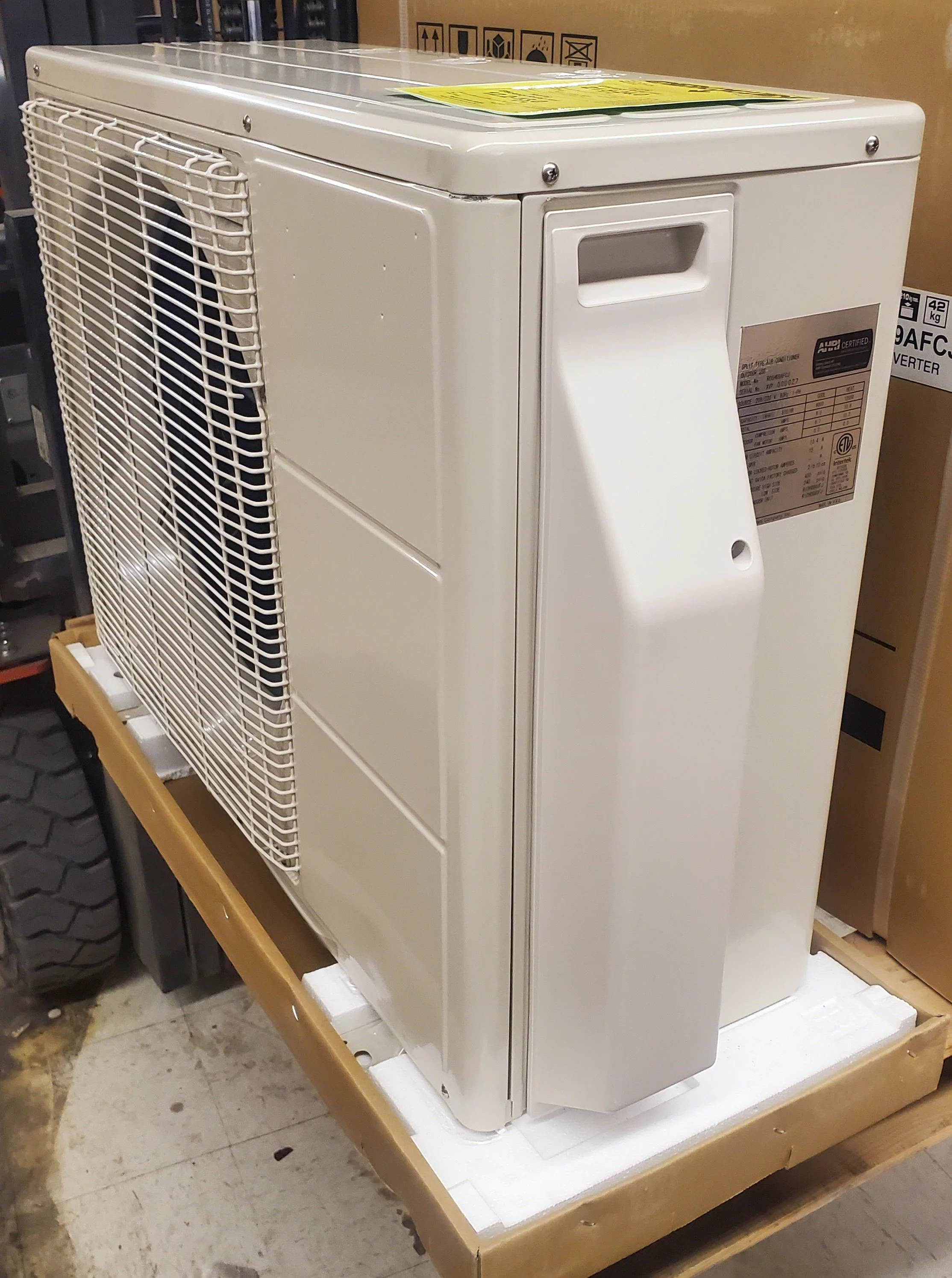 9,000 BTU Classic Plus Series Single-Zone Inverter Outdoor Mini-Split Heat Pump Unit - Image 2