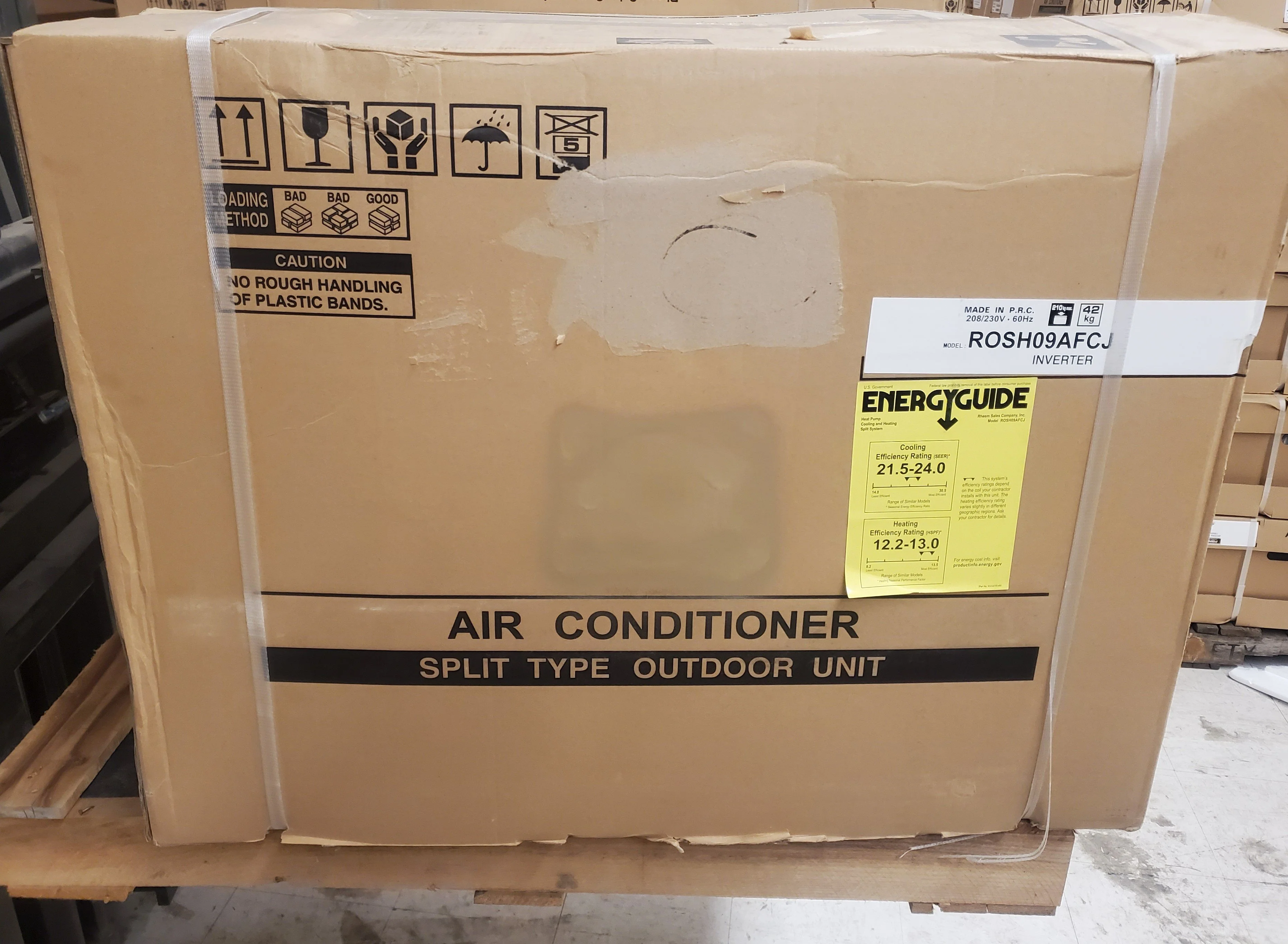 9,000 BTU Classic Plus Series Single-Zone Inverter Outdoor Mini-Split Heat Pump Unit - Image 4