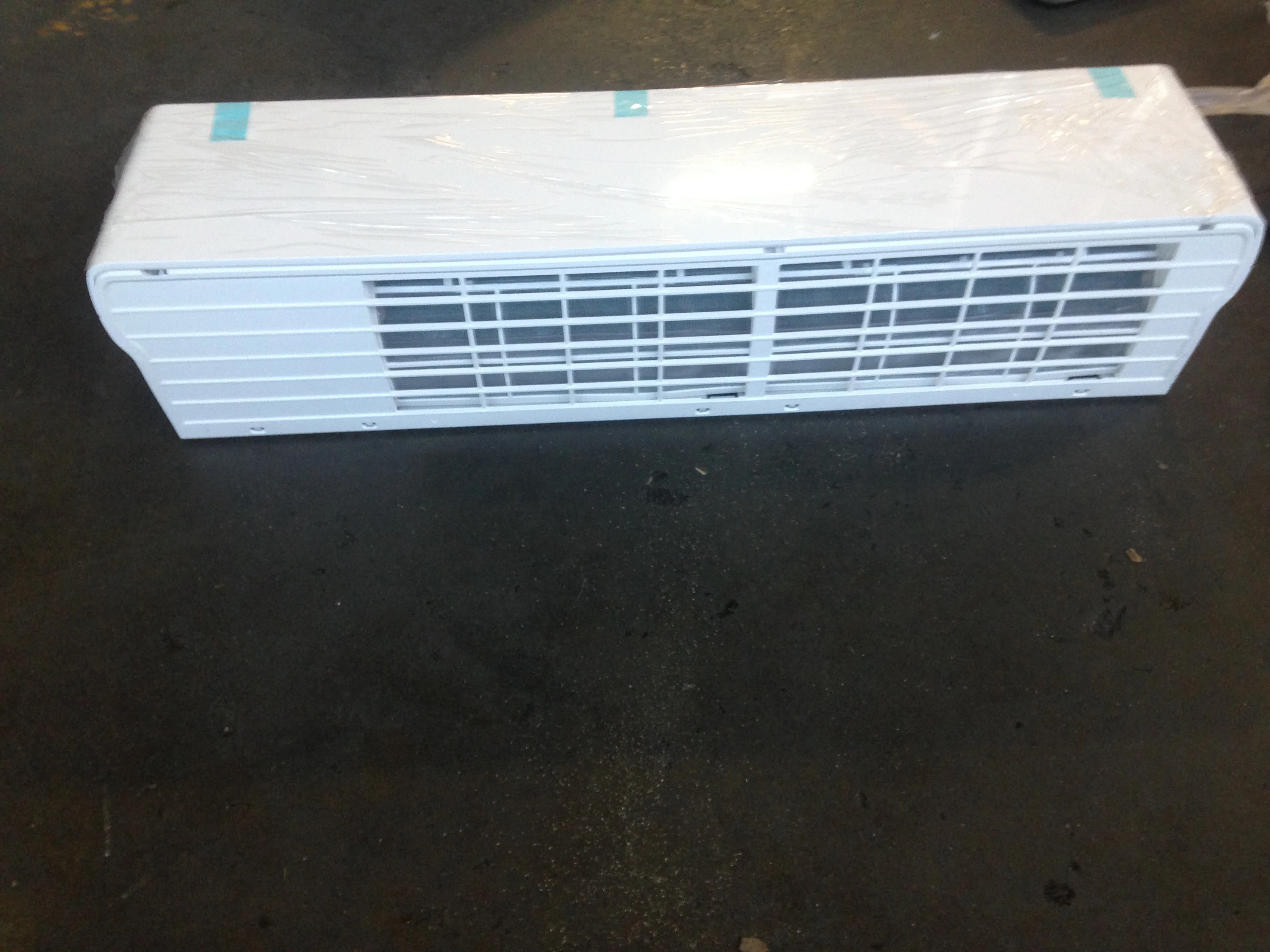 9,000 BTU Inverter Mini-Split Heat Pump Indoor Unit; 38 SEER, 208-230/60/1, R-410A, CFM 300 - Image 3
