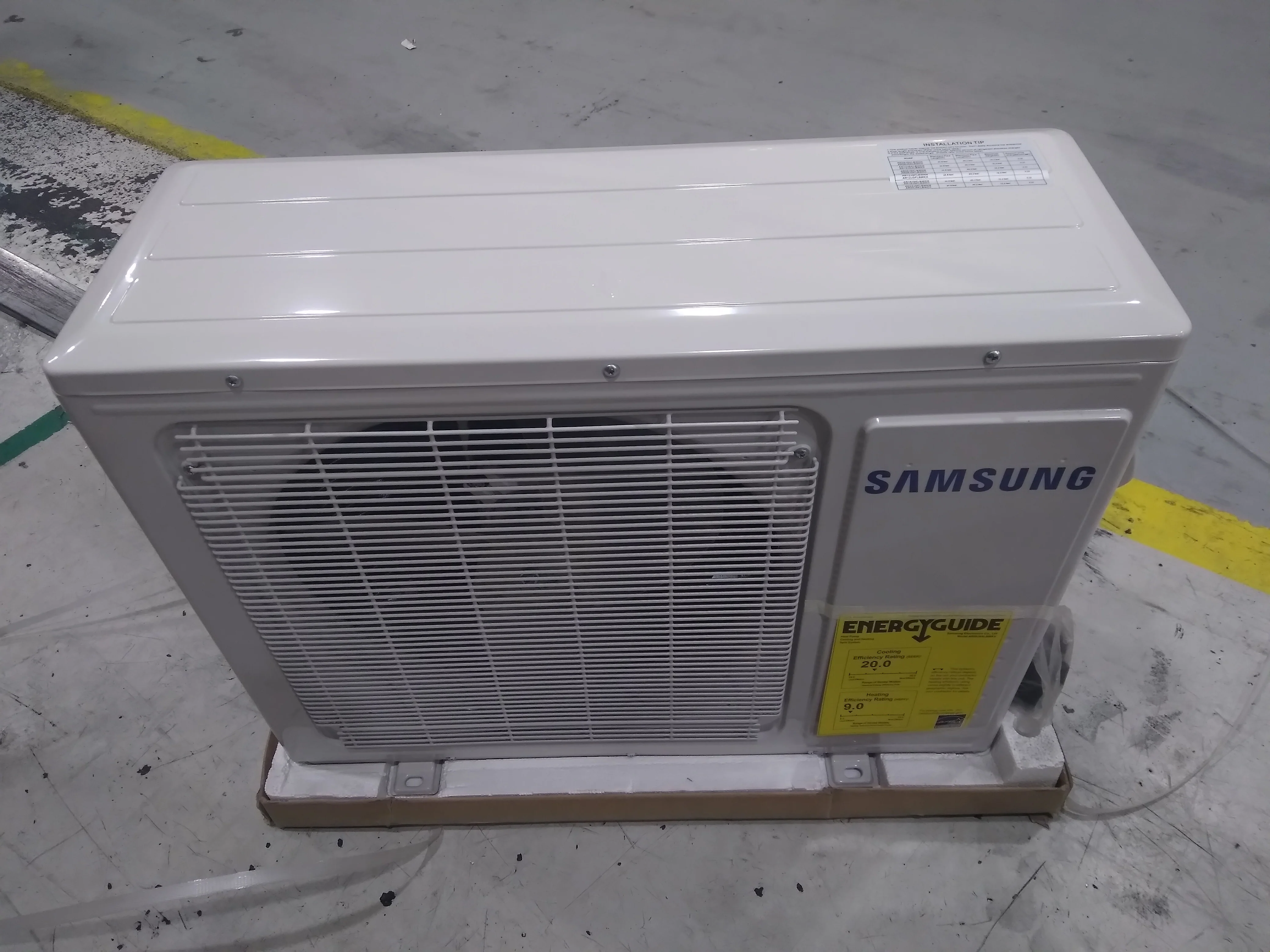 9,000 BTU Novus Series Single Zone Outdoor Mini-Split Heat Pump 115/60/1 20 Seer R-410A - Image 4