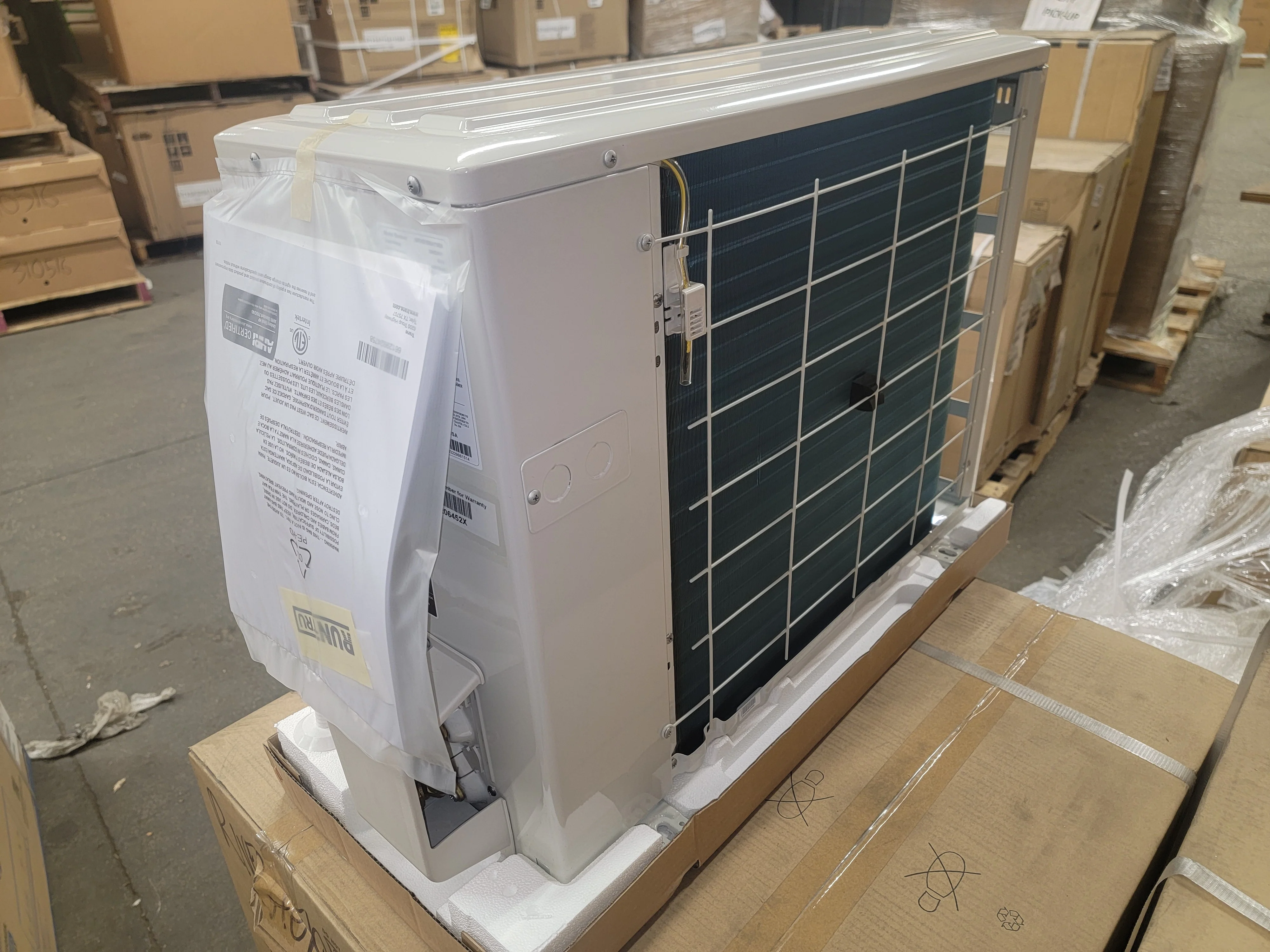 9,000 BTU Single Zone Inverter Outdoor Mini-Split Heat Pump Unit, 15 SEER 208-230/60/1 R-410A - Image 4