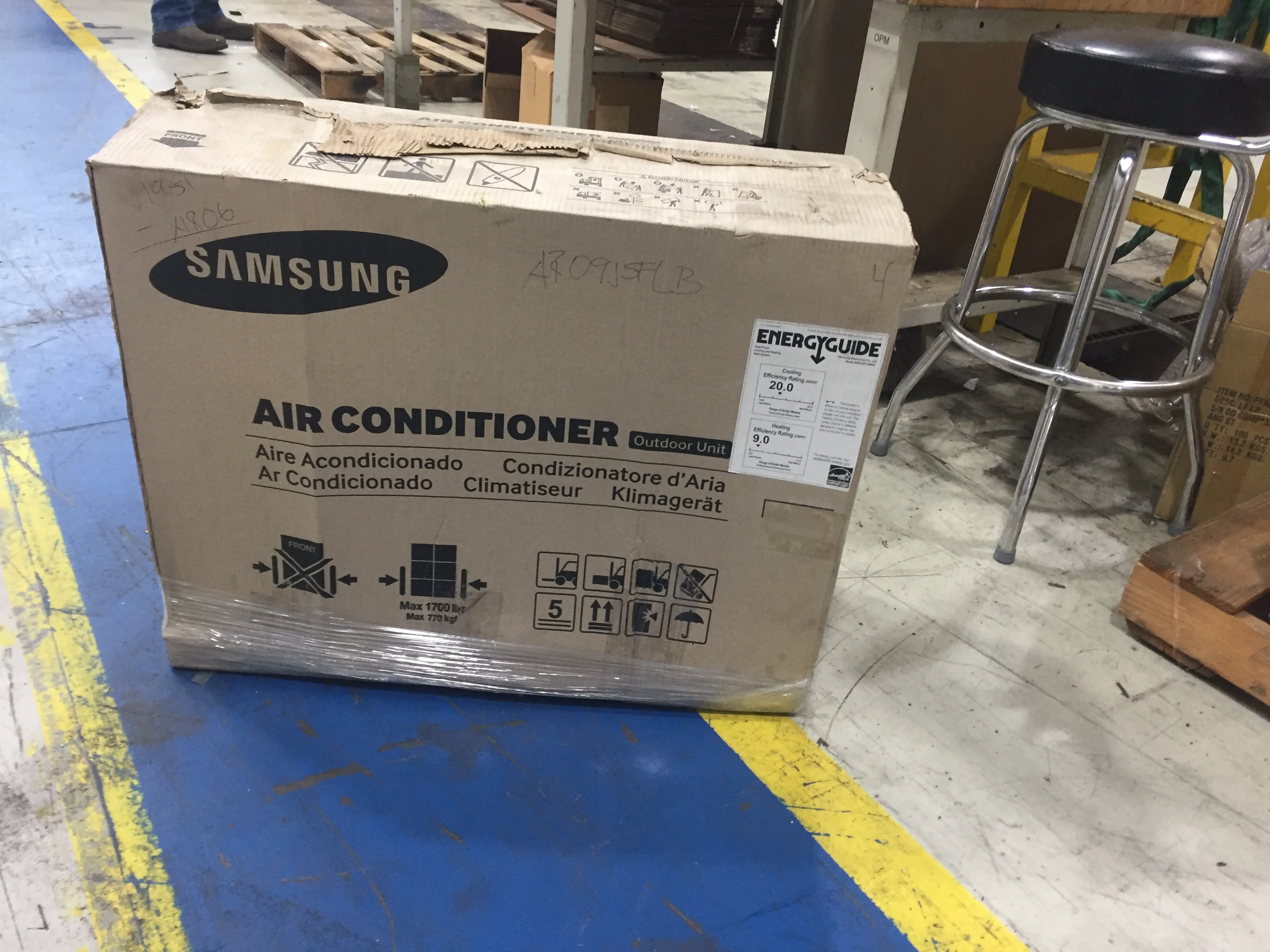 9,000 BTU Single Zone Outdoor Mini-Split Heat Pump, 20 SEER 208-230/60/1 R-410A 459 CFM - Image 6