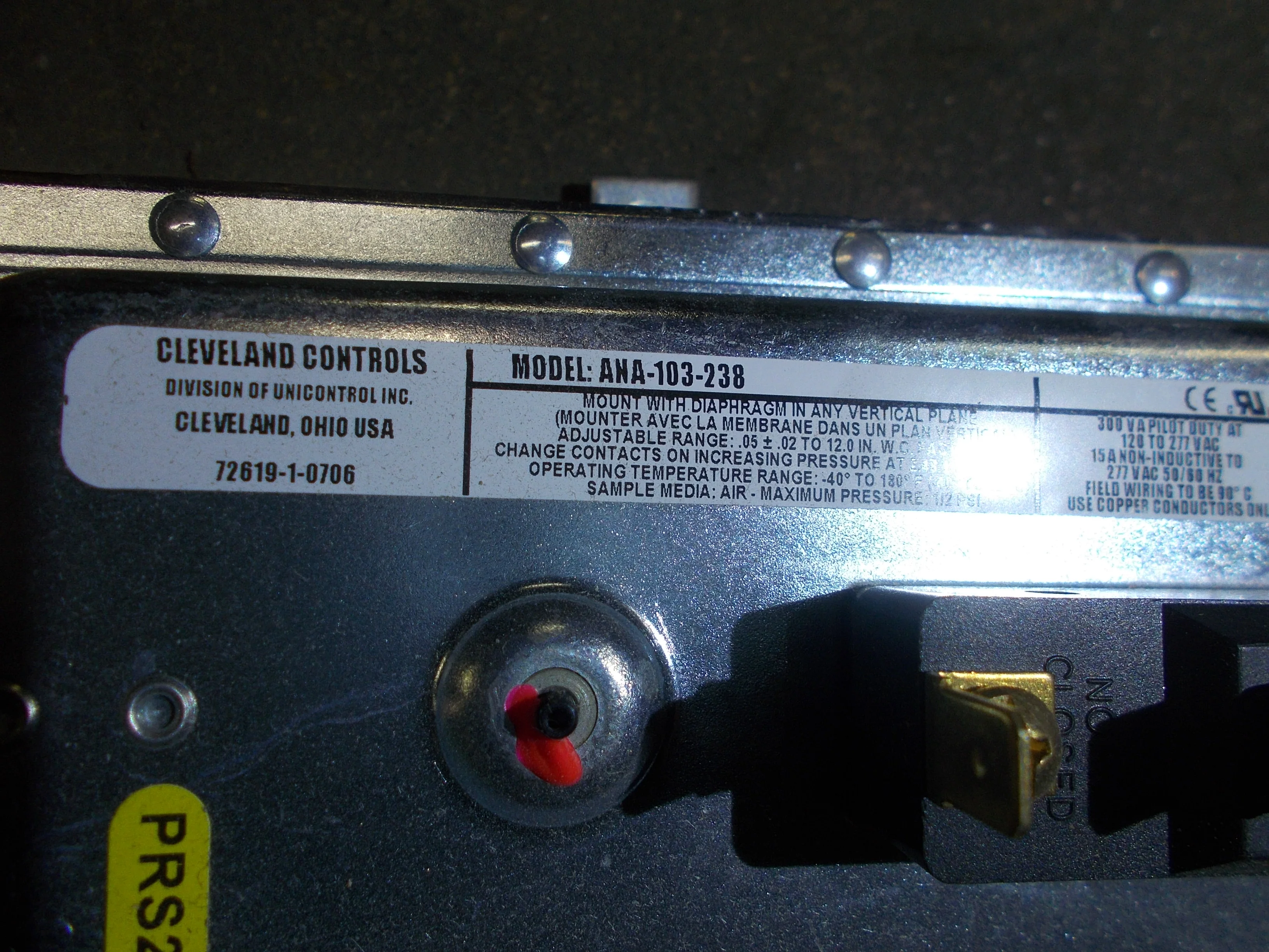 ANA Series Air Pressure Switch 0.05 (+-) 0.02 to 12.0" W.C. - Image 5