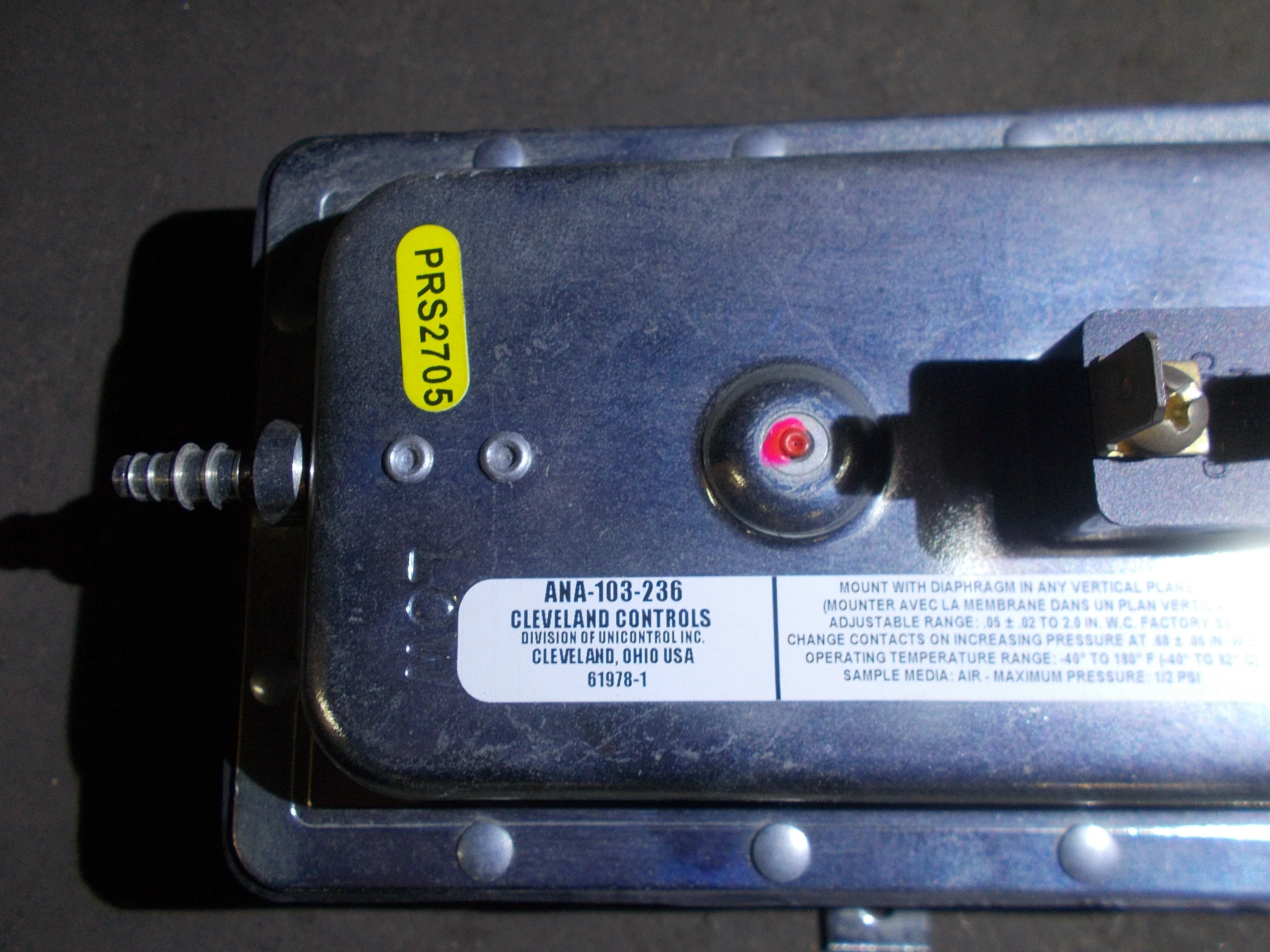 ANA Series Air Pressure Switch 0.05 (+-) 0.02 to 12.0" W.C. - Image 5