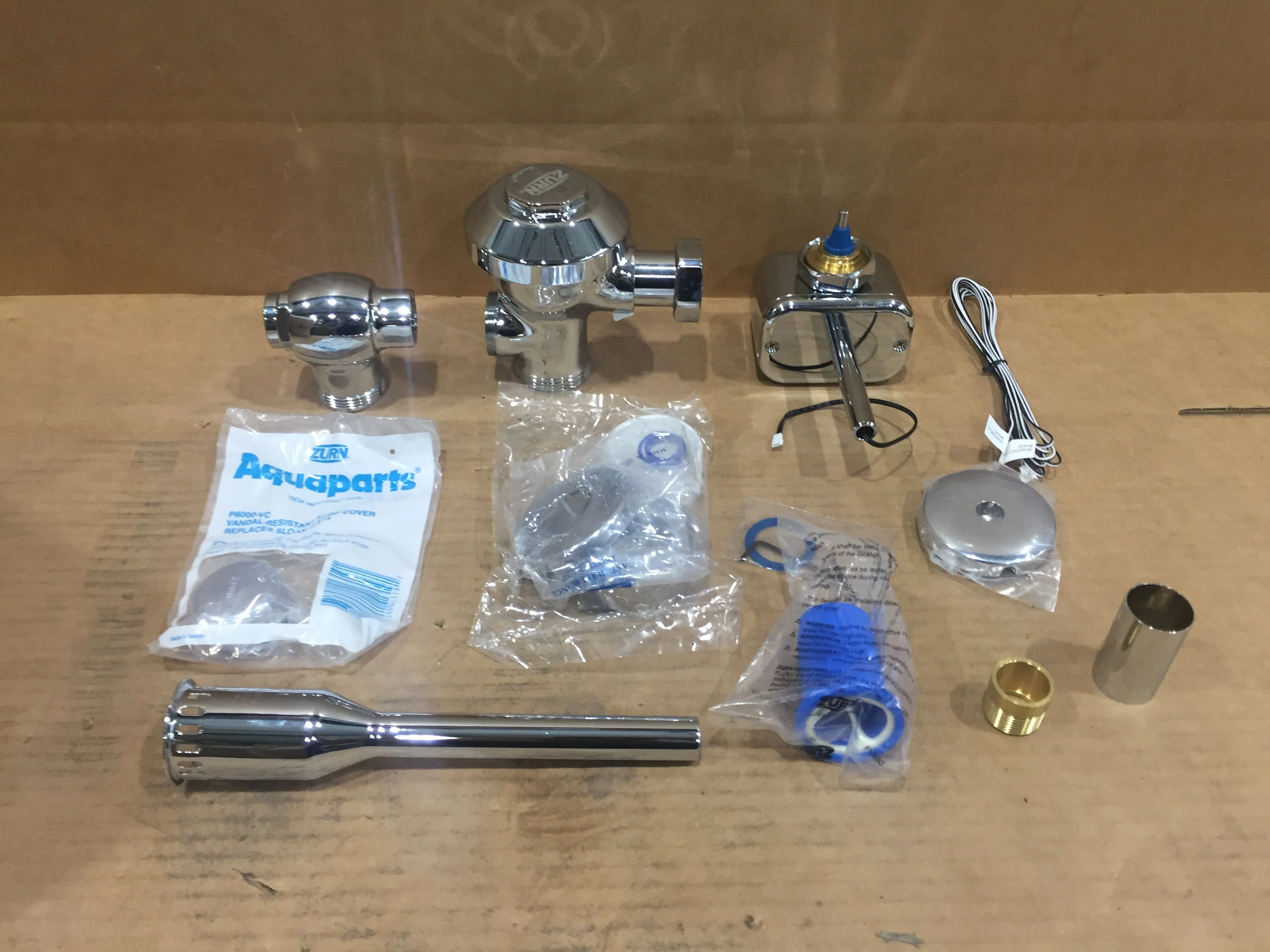 Aquasense Exposed Diaphragm Urinal Flush Valve With Hardwired Automatic Sensor - Image 2