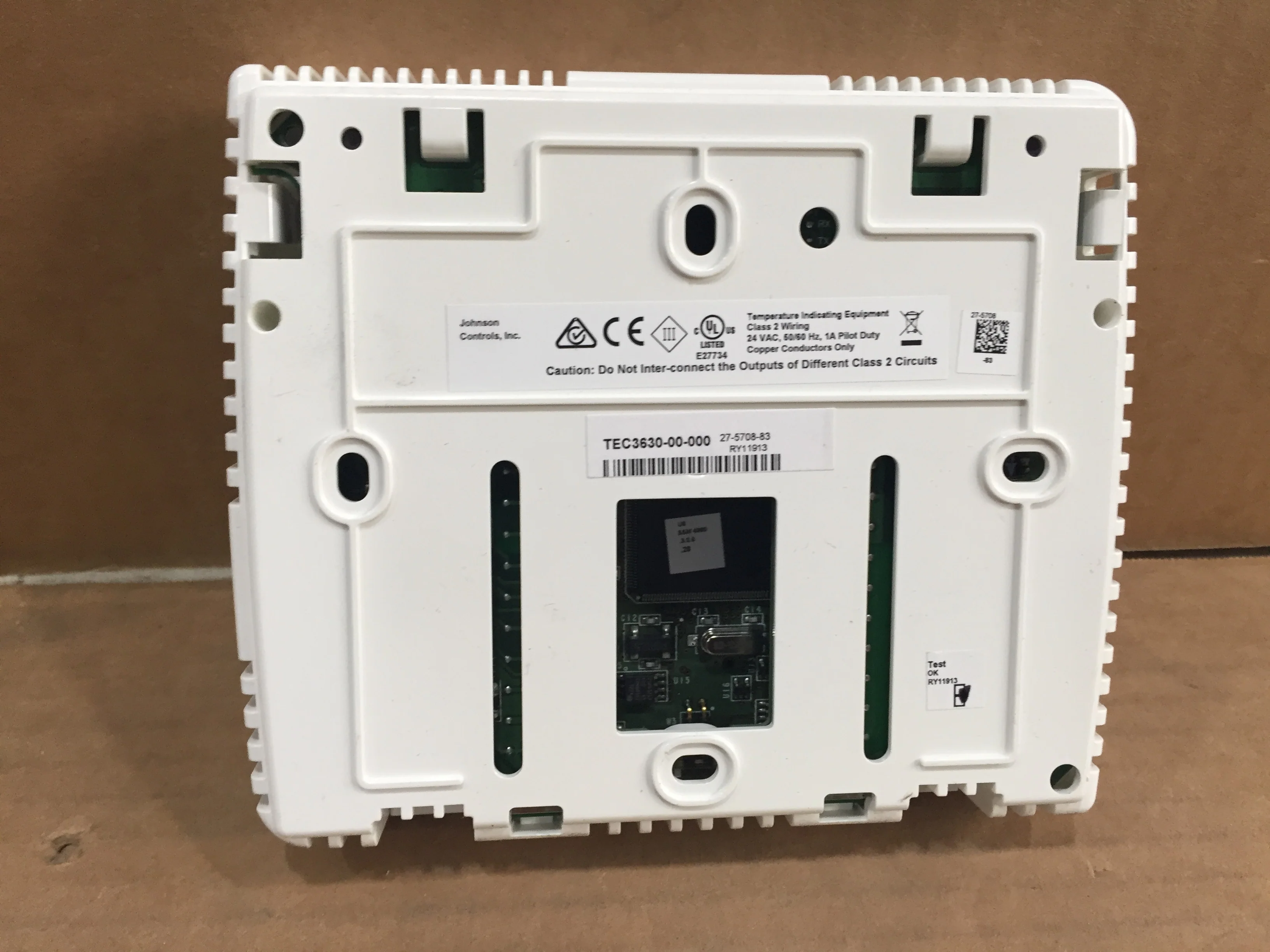 Bacnet, N2 And Mstp Networked Thermostat Controller With Economizer; 24V - Image 3