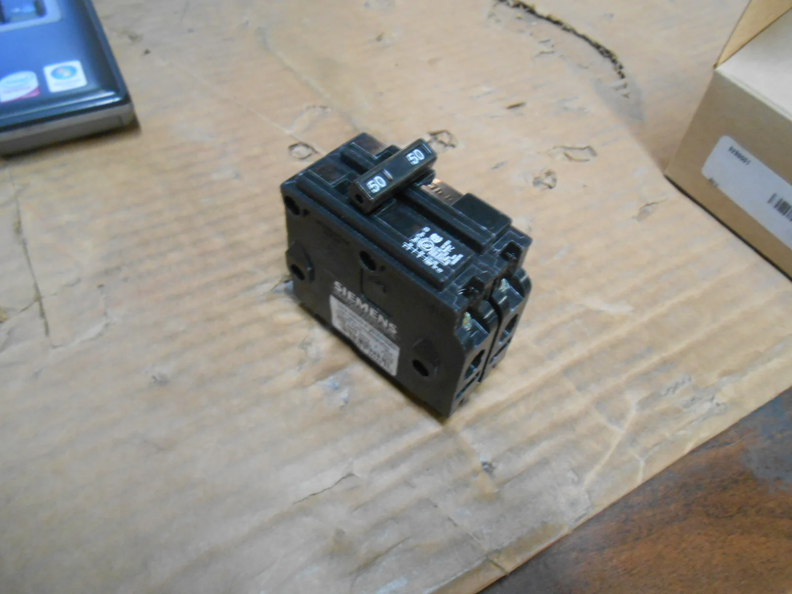 Breaker 120/240 Volt 50 Amp 2-Poles - Image 5