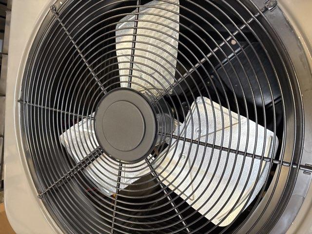 COMMERCIAL USE ONLY! 3 Ton Single-Stage Split-System Air Conditioner; 208-230/60/3, R410A, 14 SEER - Image 4