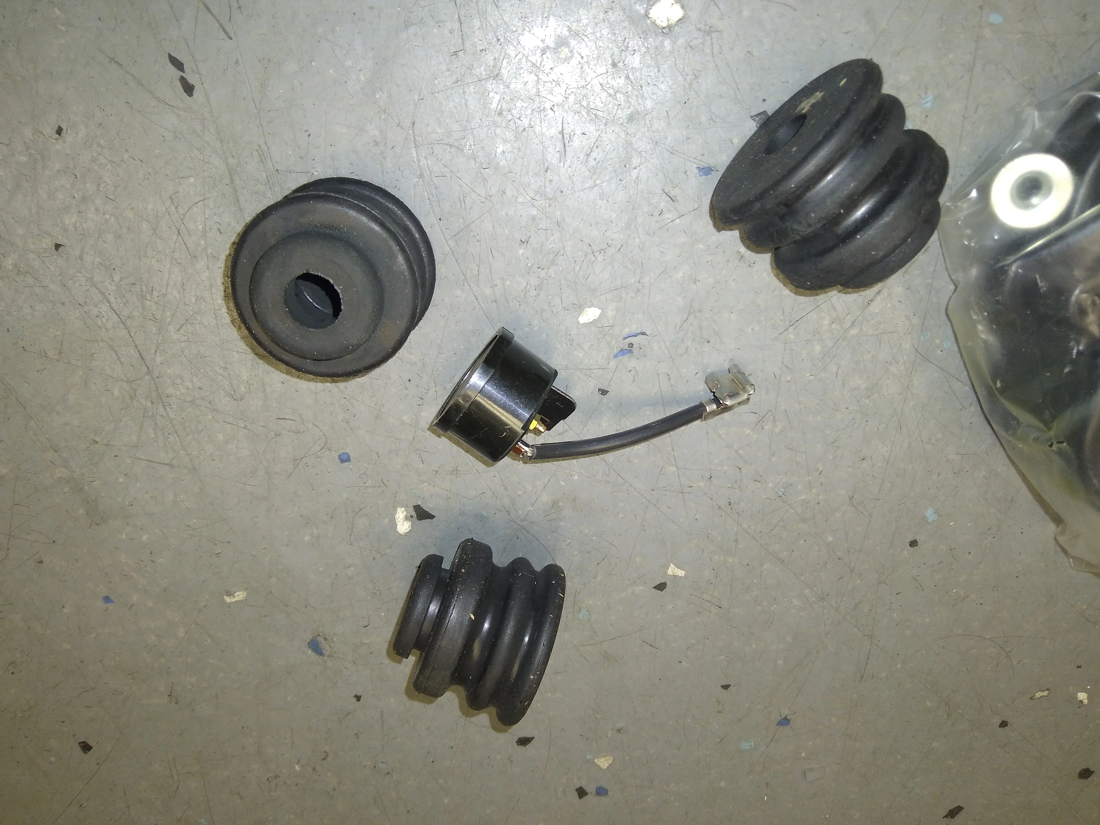COMPRESSOR MOUNTING ACCESSORY FOR "TTK" SERIES COMPRESSORS - Image 2
