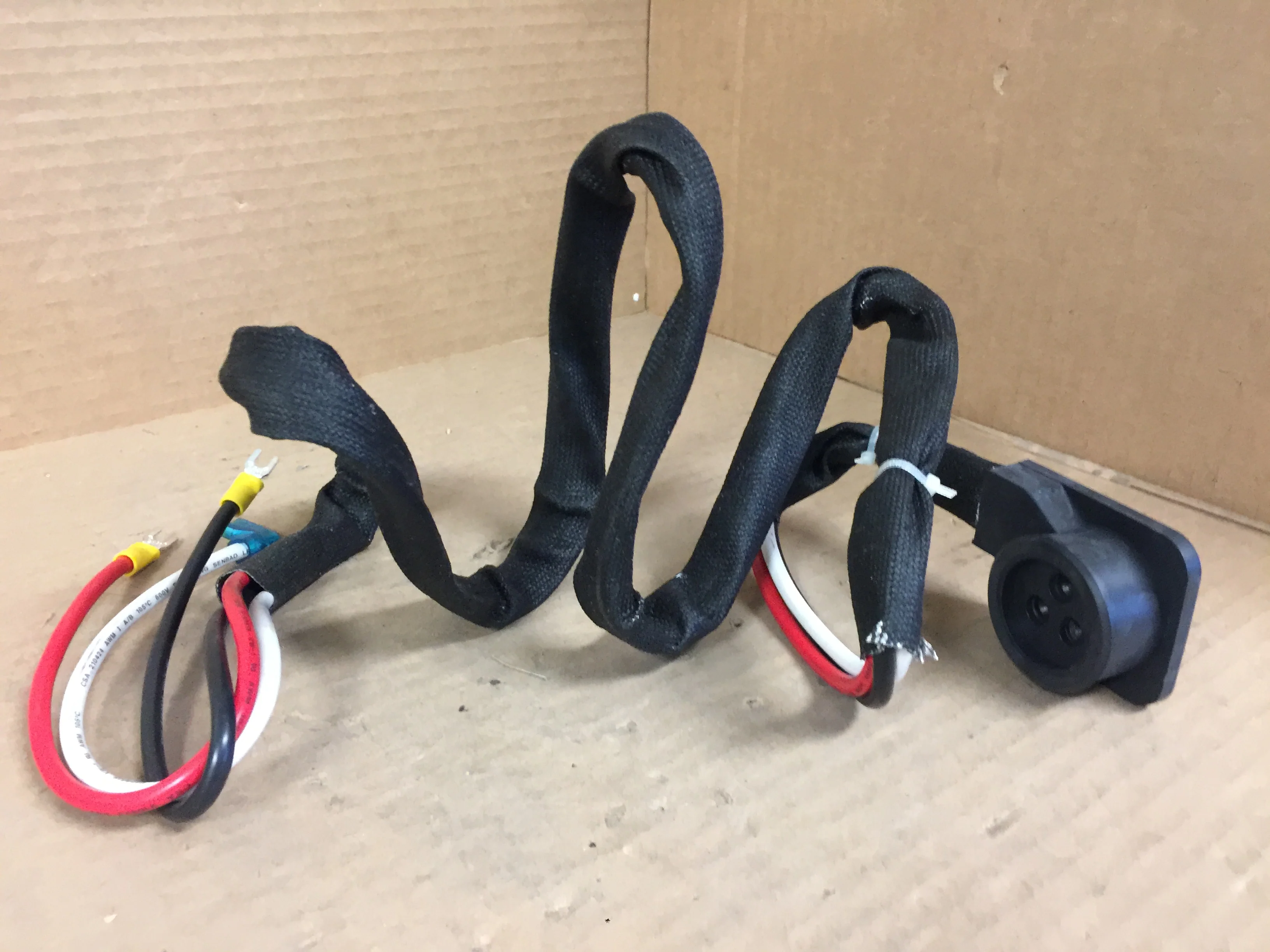 COMPRESSOR WIRE HARNESS