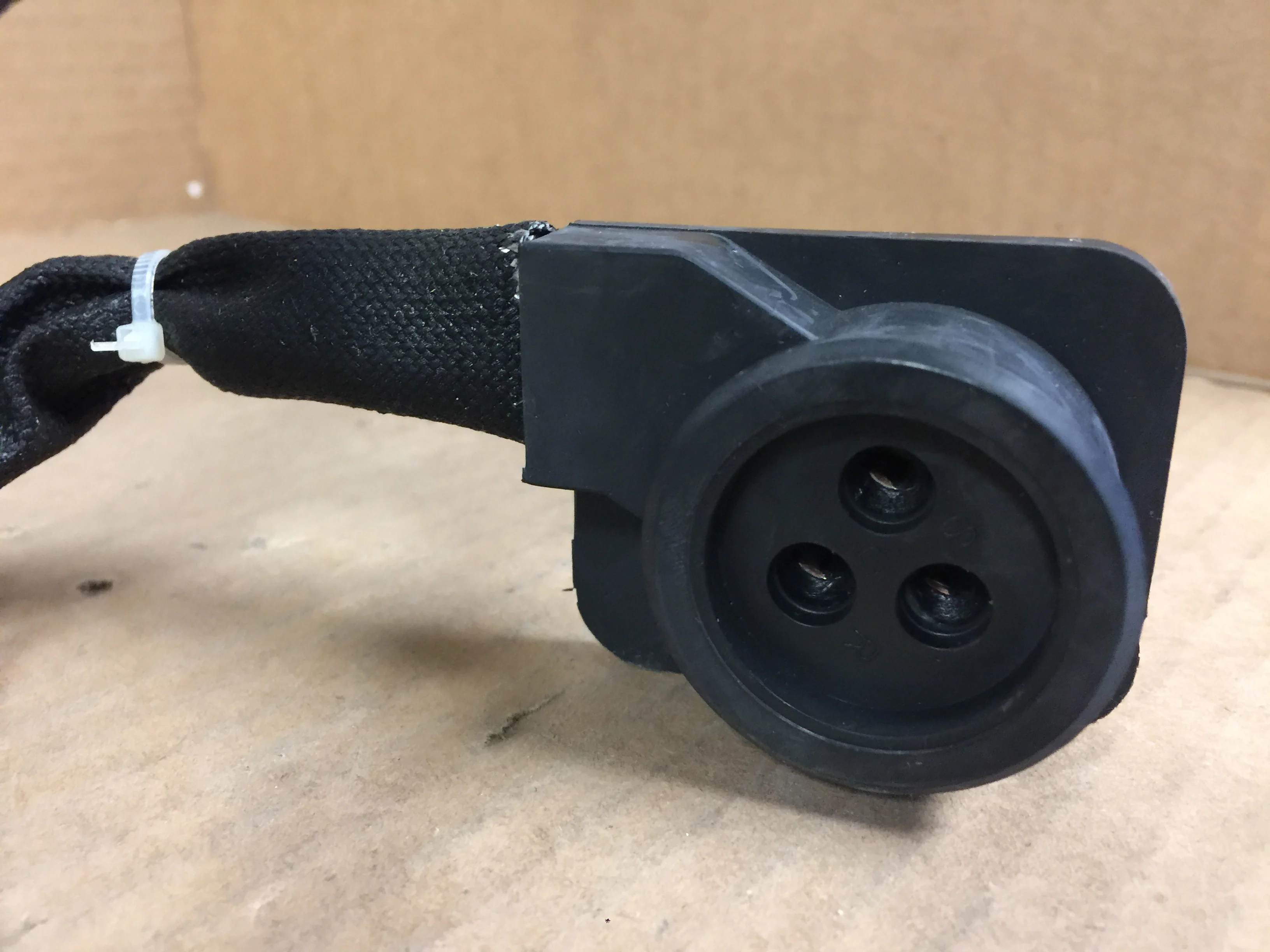 COMPRESSOR WIRE HARNESS - Image 4