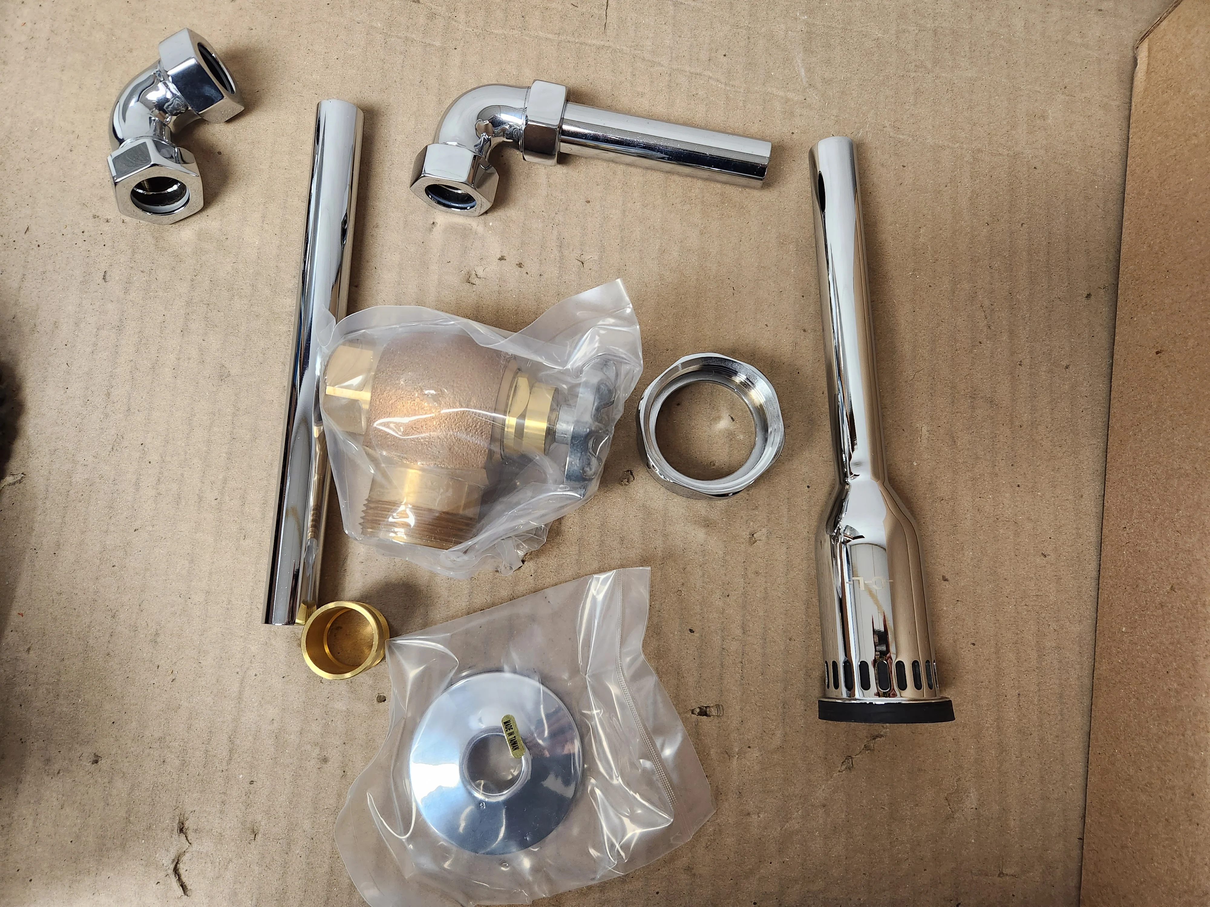 Concealed Urinal Electric Connection Flushometer - Image 2