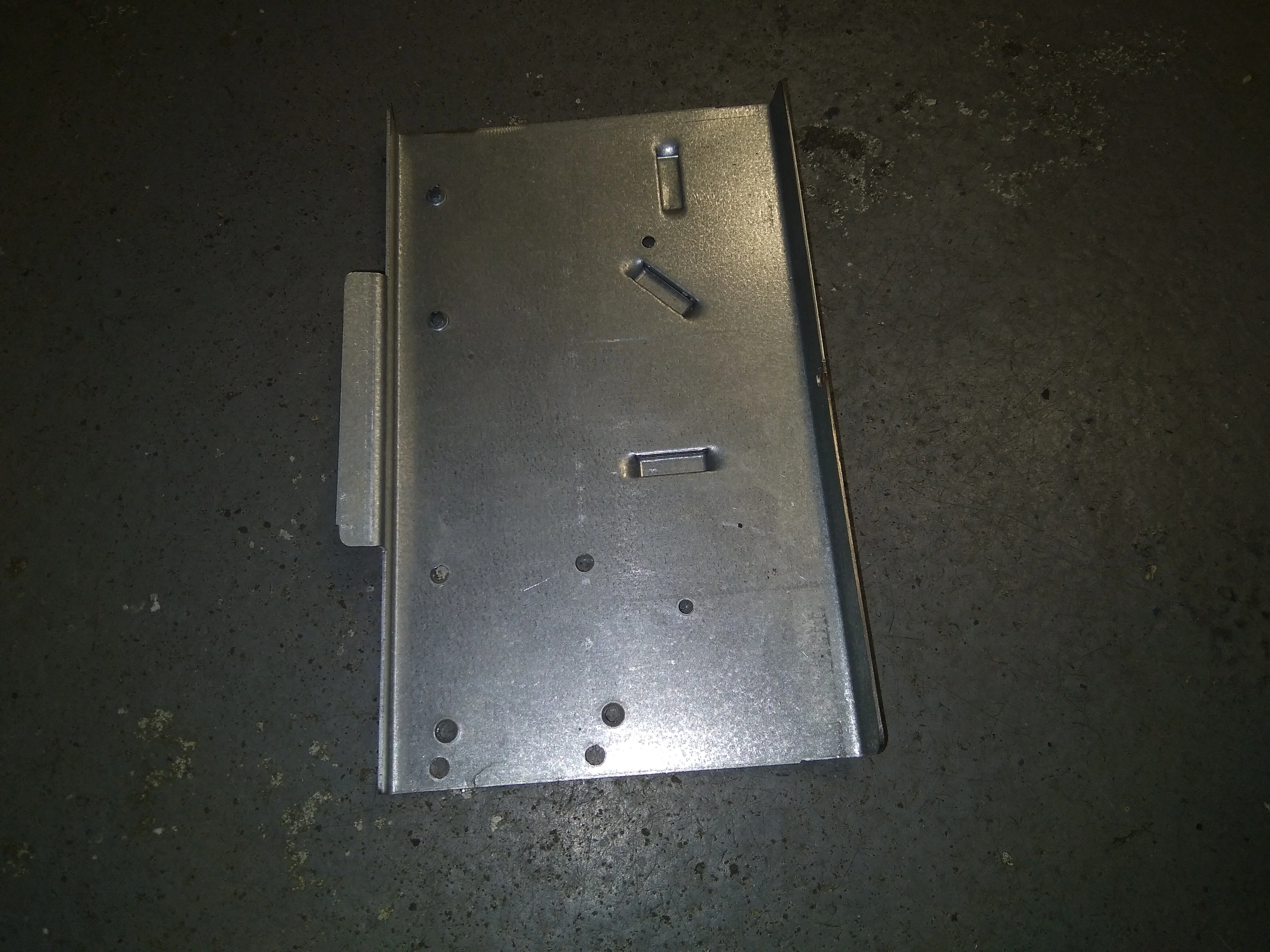 CONTROL BOARD BRACKET - Image 3
