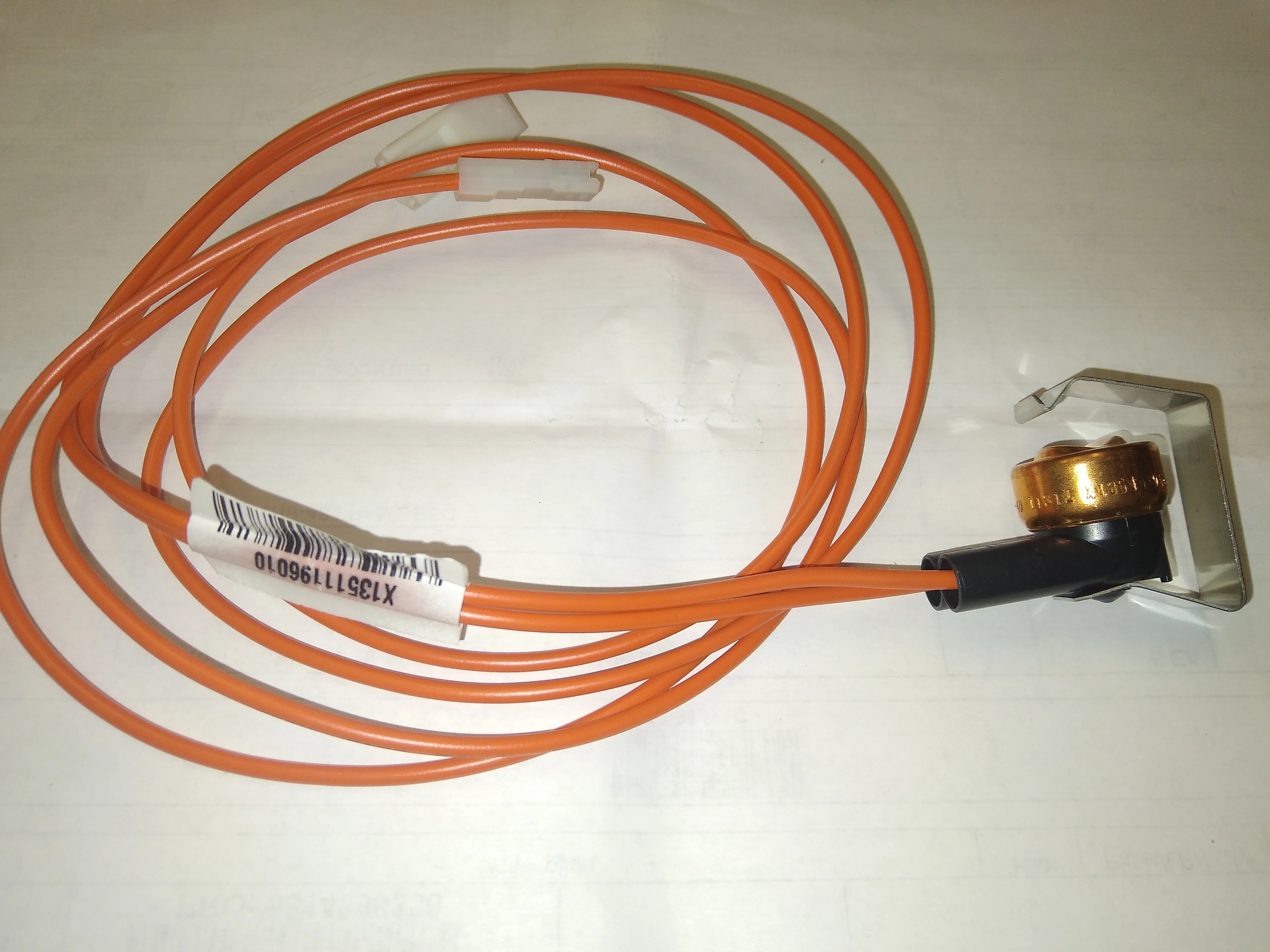 Defrost Thermostat w/Clamp; L240-40F - Image 4