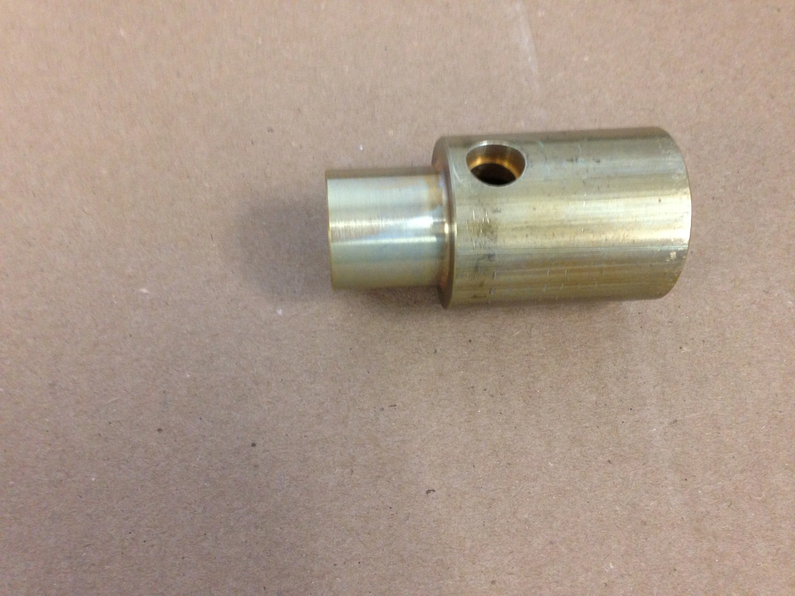 DISTRIBUTOR, 1 1/8" INLET, 15 OUTLETS @ 3/16" - Image 2