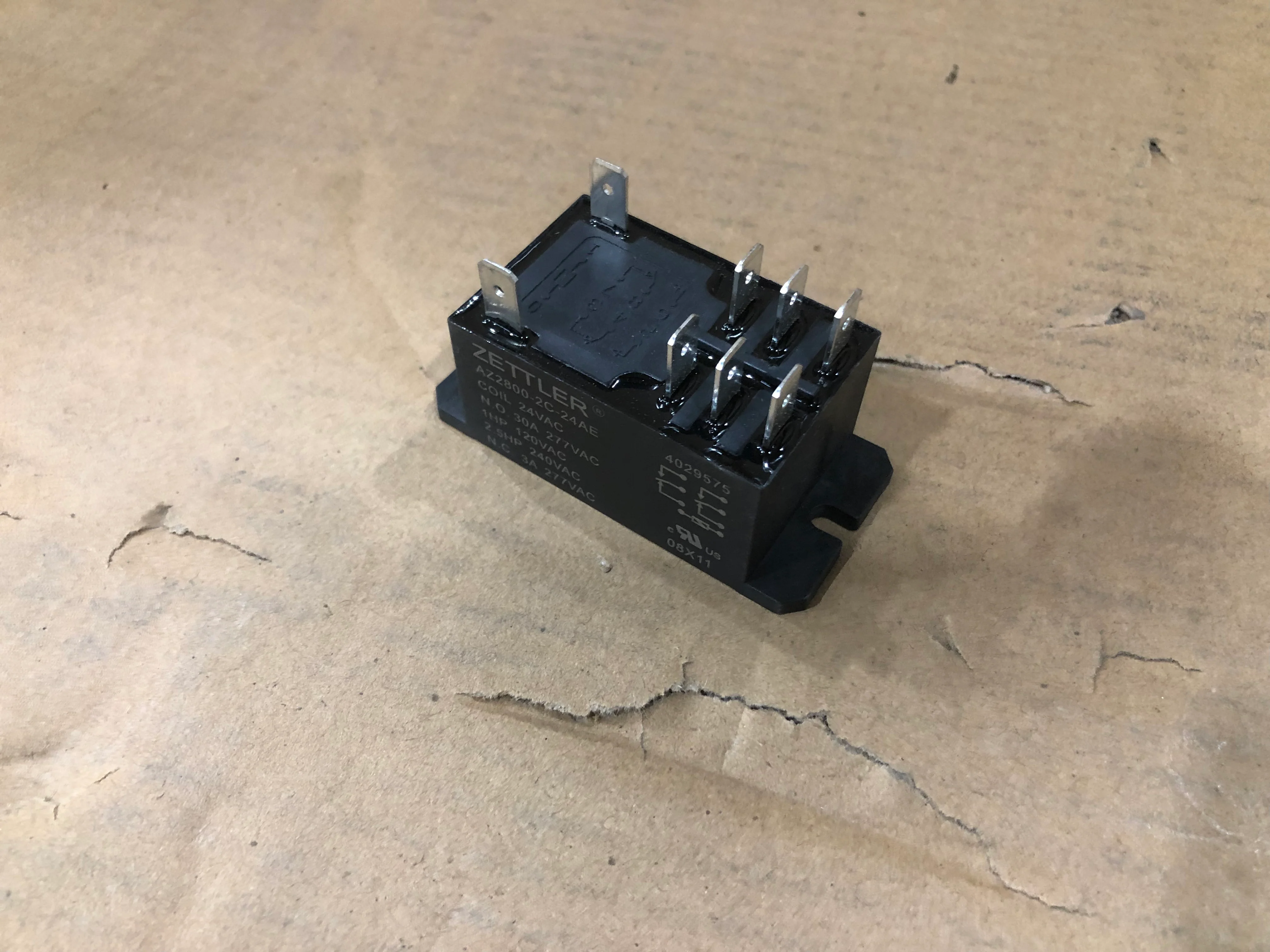 DPDT 24 VAC Compressor Relay - Image 9