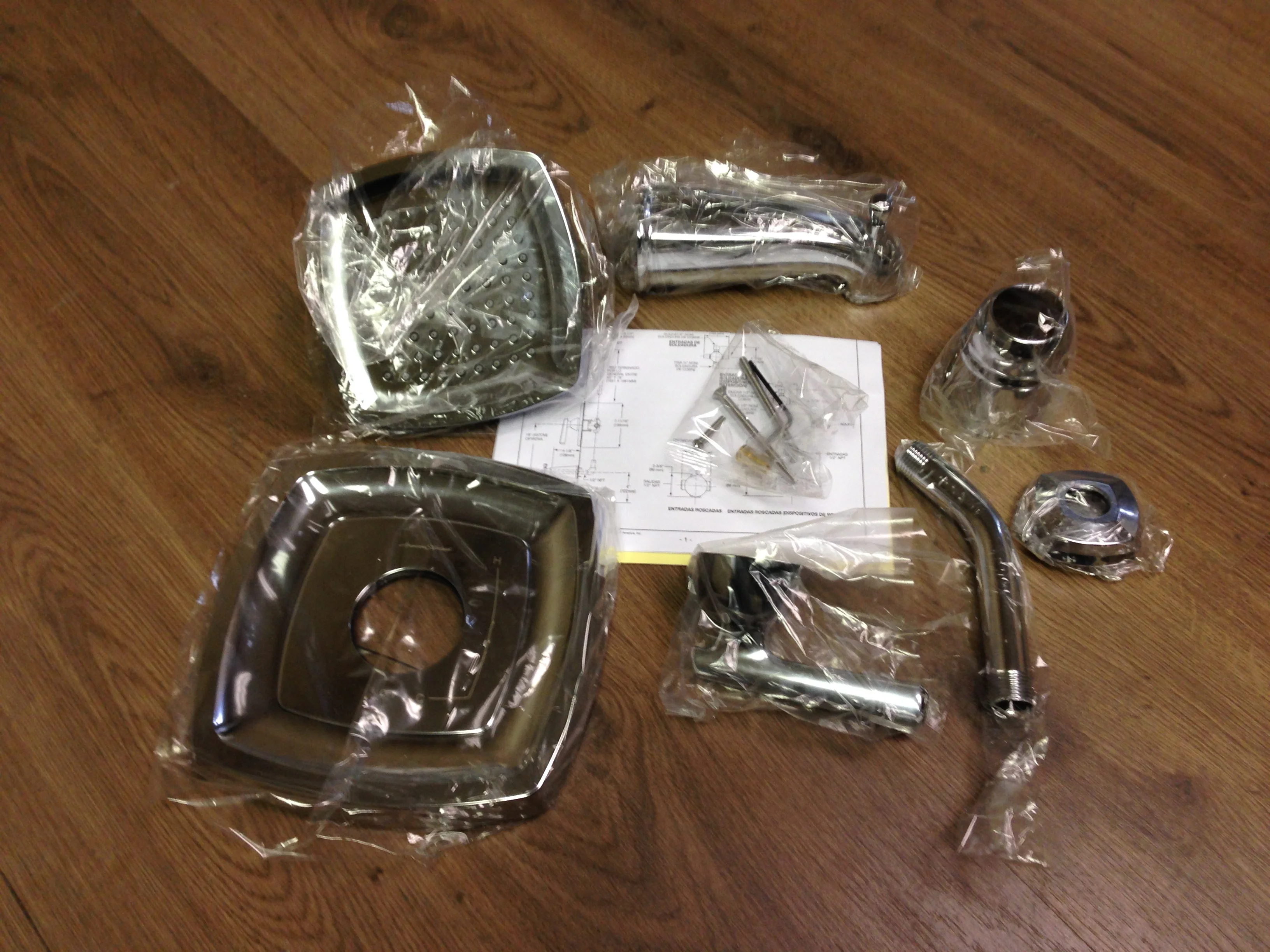 Edgemere Bath/Shower Trim Kit; 1.8 GPM, Chrome - Image 3