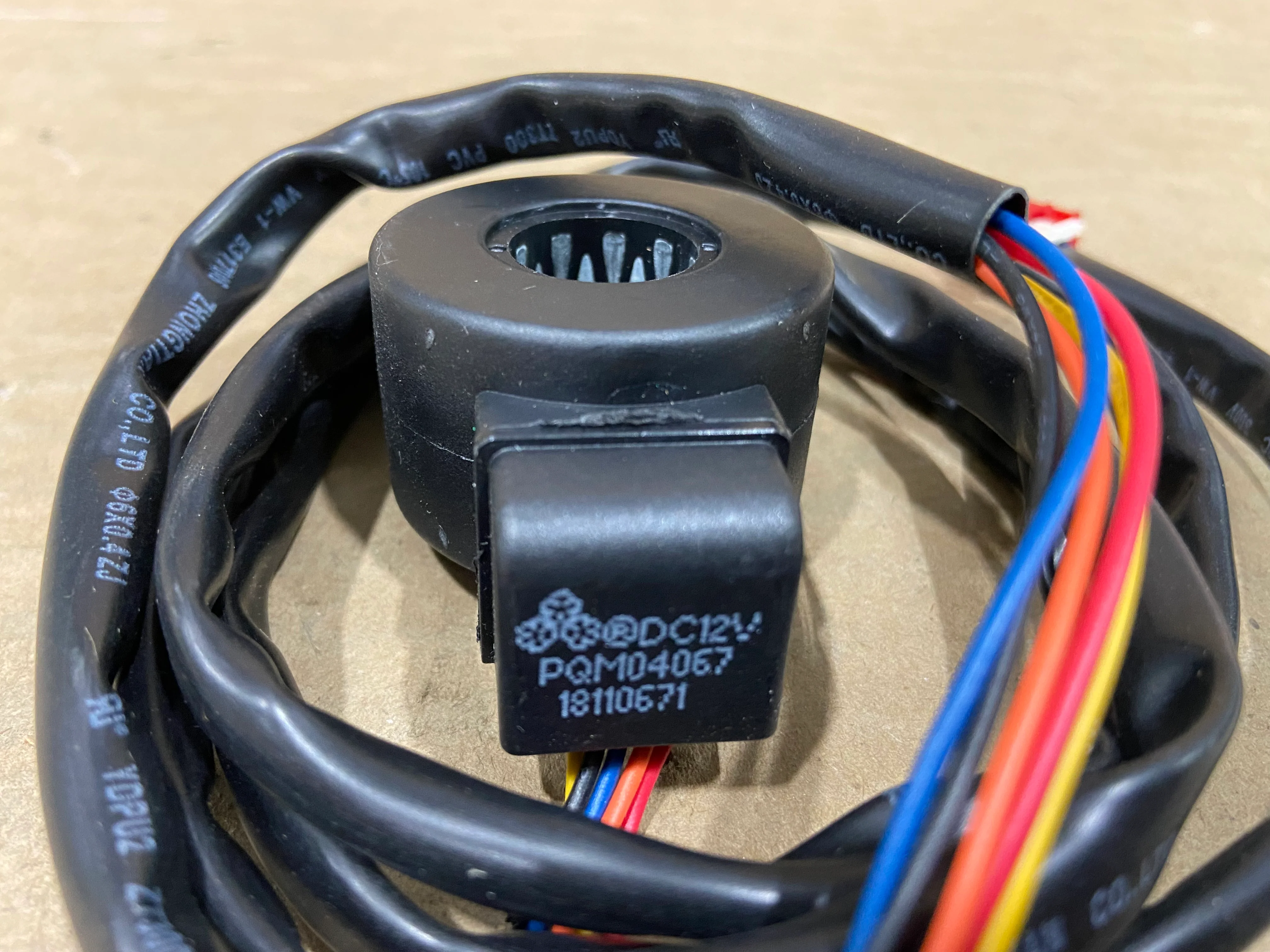 Electric Expand Fitting Valve 12 Volt DC - Image 3