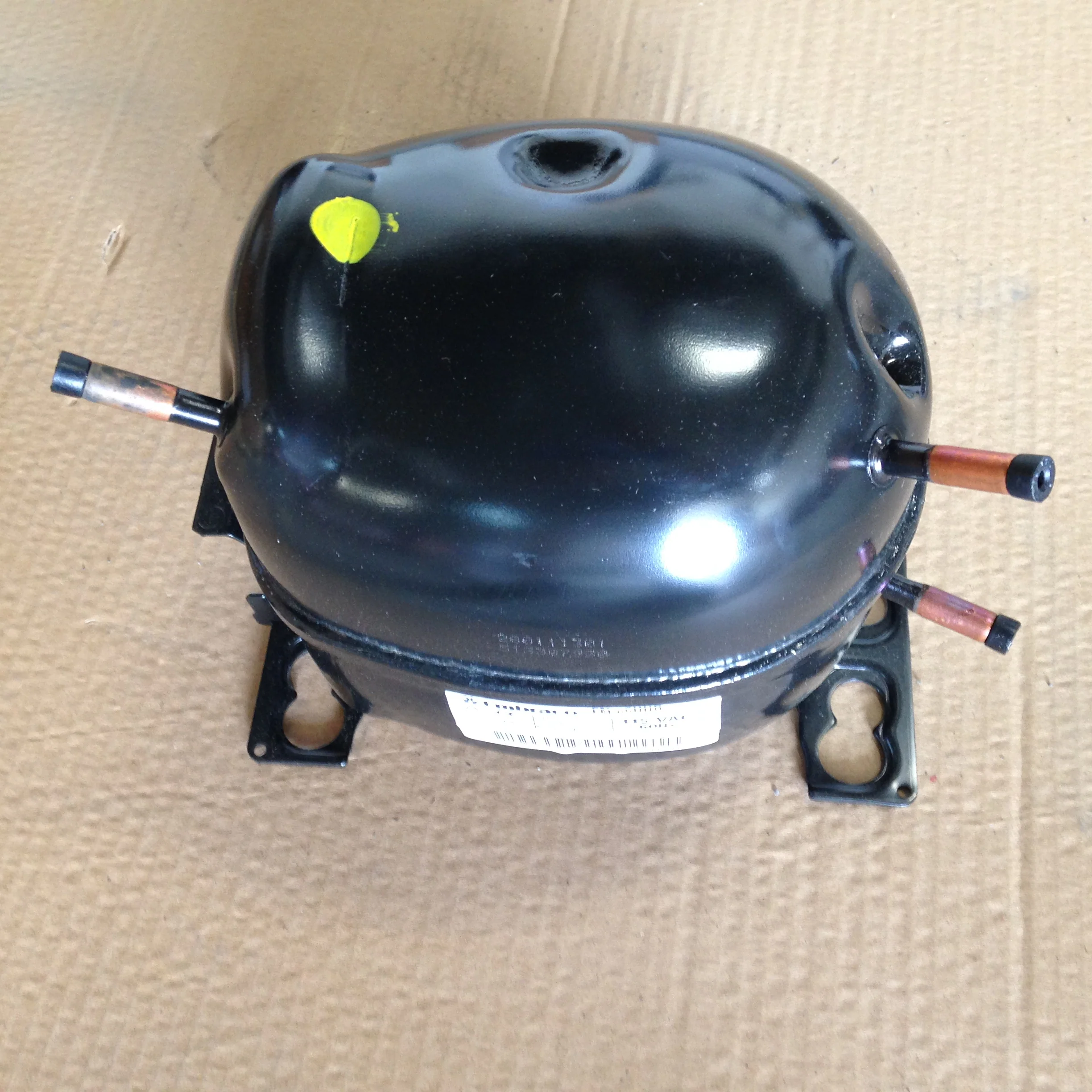 Em65Hhr1 1/6 HP Relay Refrigeration Compressor, 115/60/1, R134A - Image 3