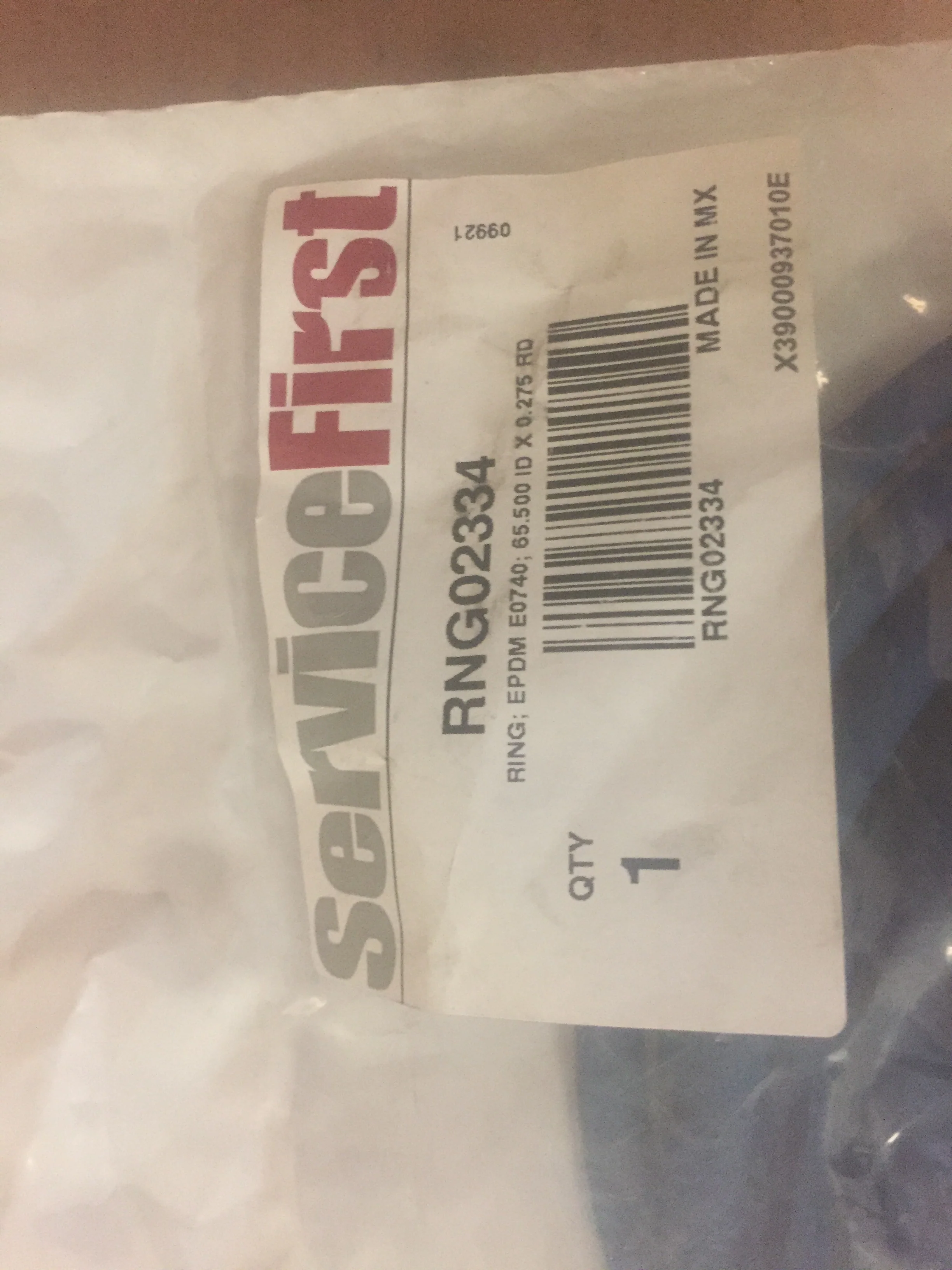 EPDM RING E0740 65.5 ID x 0.275 RD - Image 2