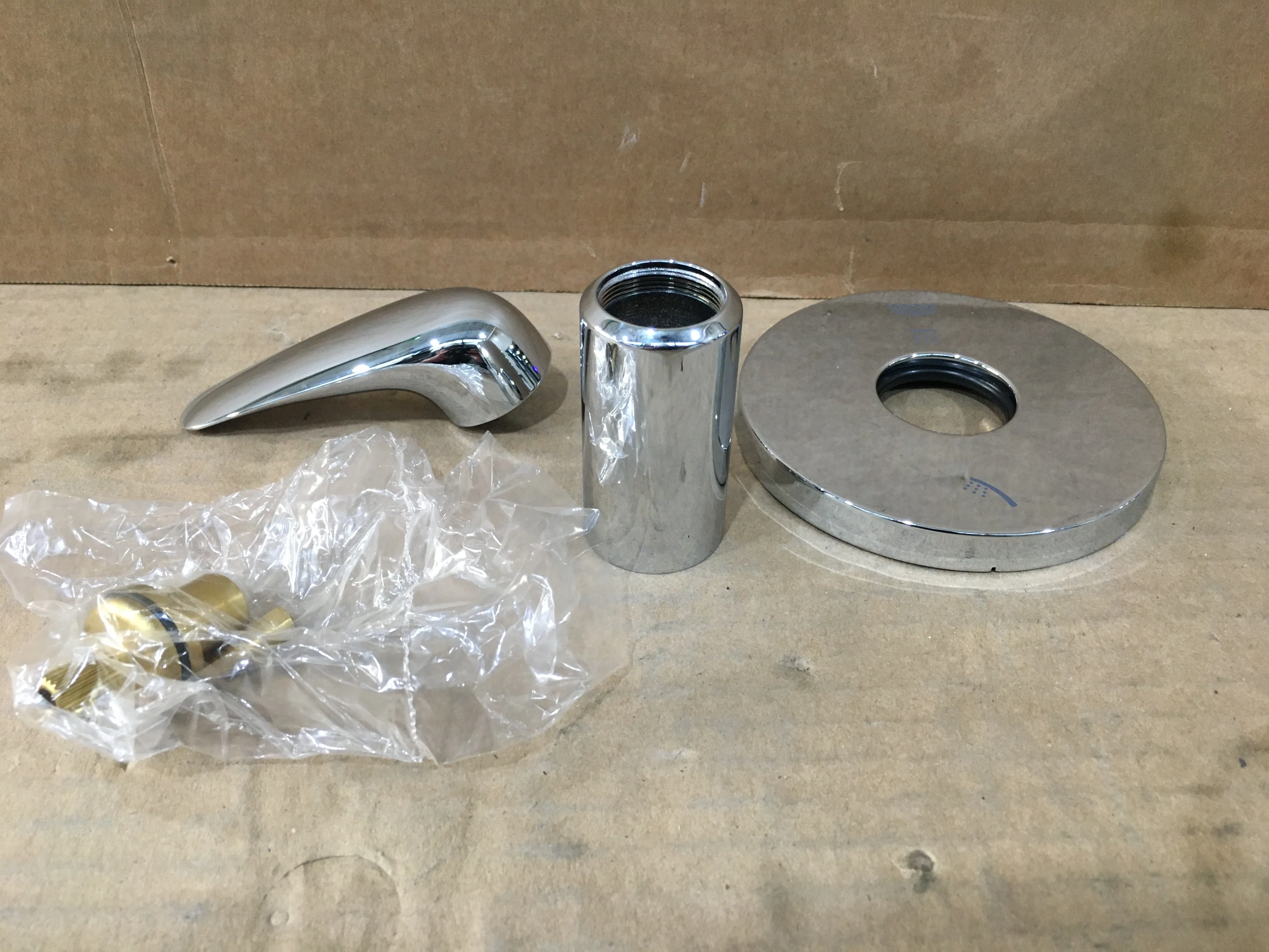 Eurostyle 2-Way Diverter Trim Kit; Chrome - Image 3