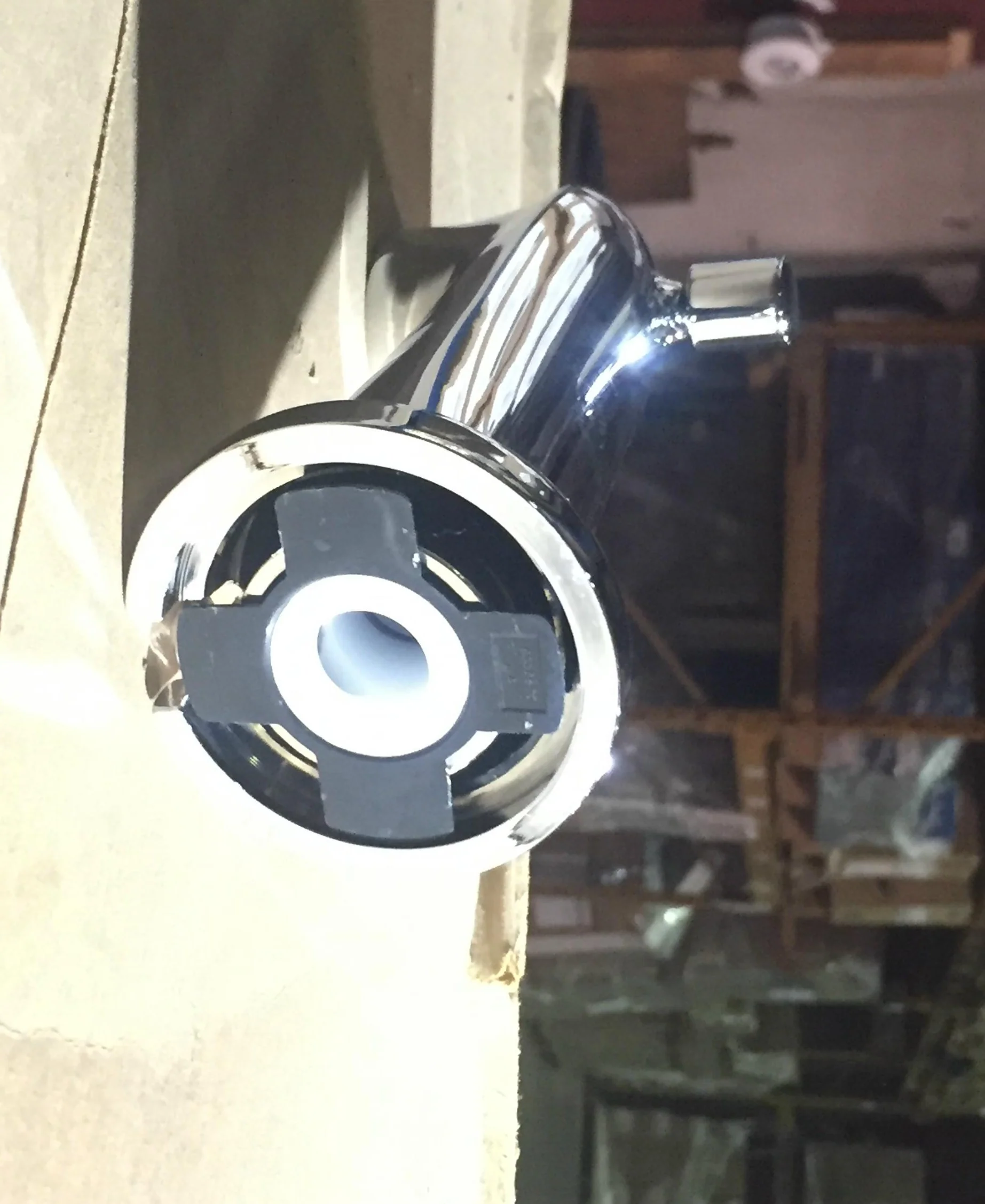 Eurostyle Diverter Tub Spout - Image 4