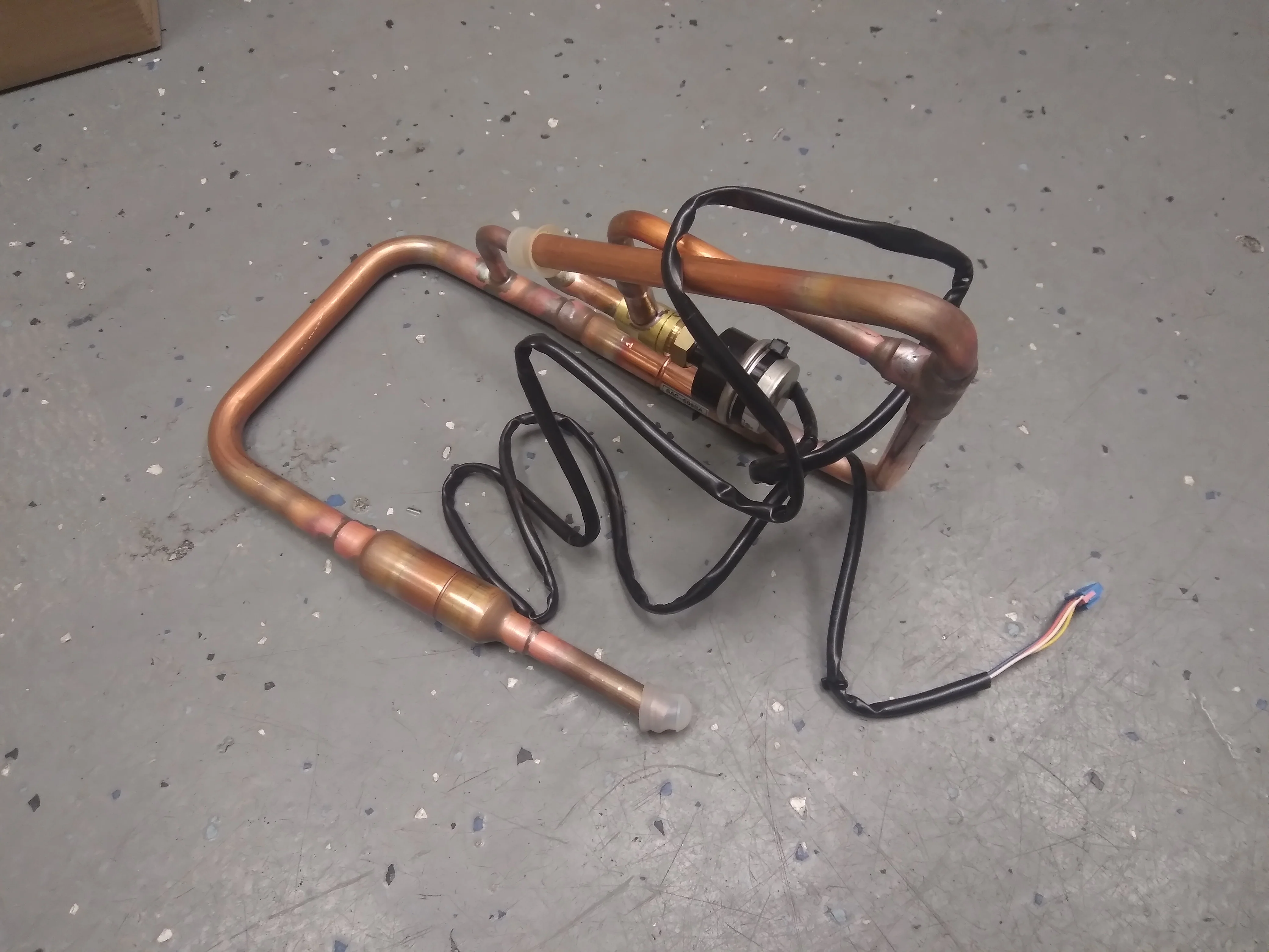Expansion Valve Assembly - Image 2