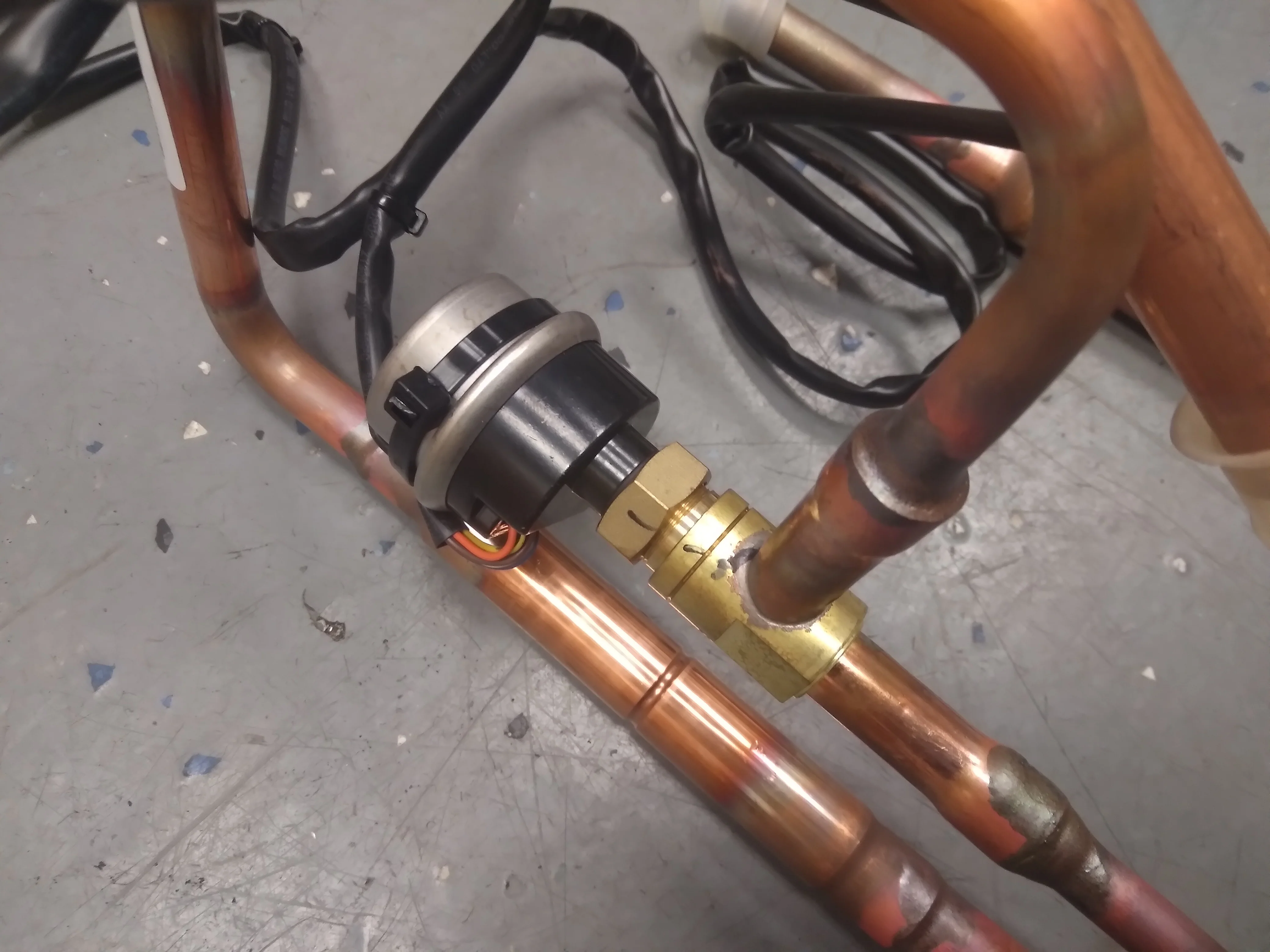 Expansion Valve Assembly - Image 3