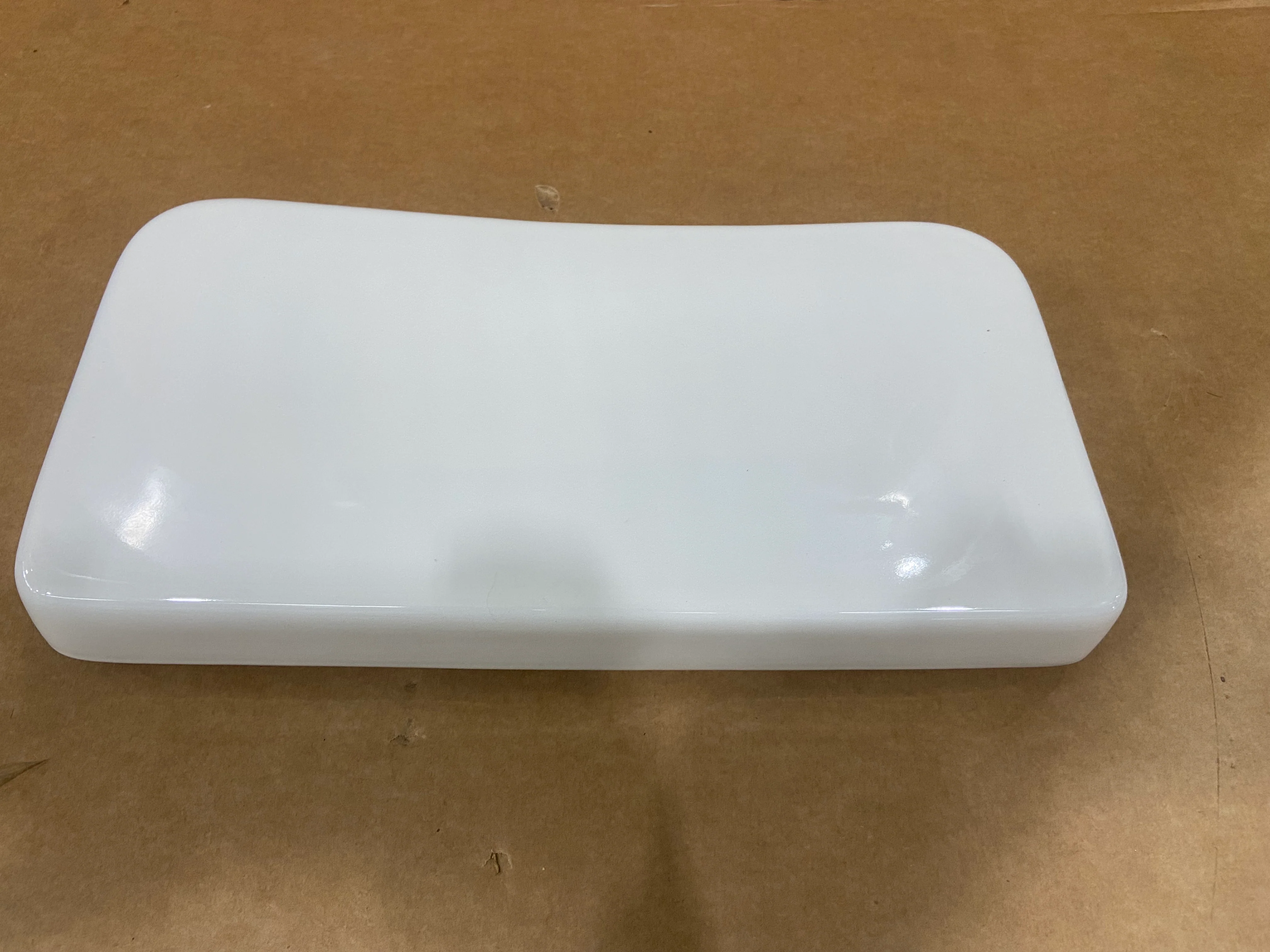 Fairfield Tank Lid