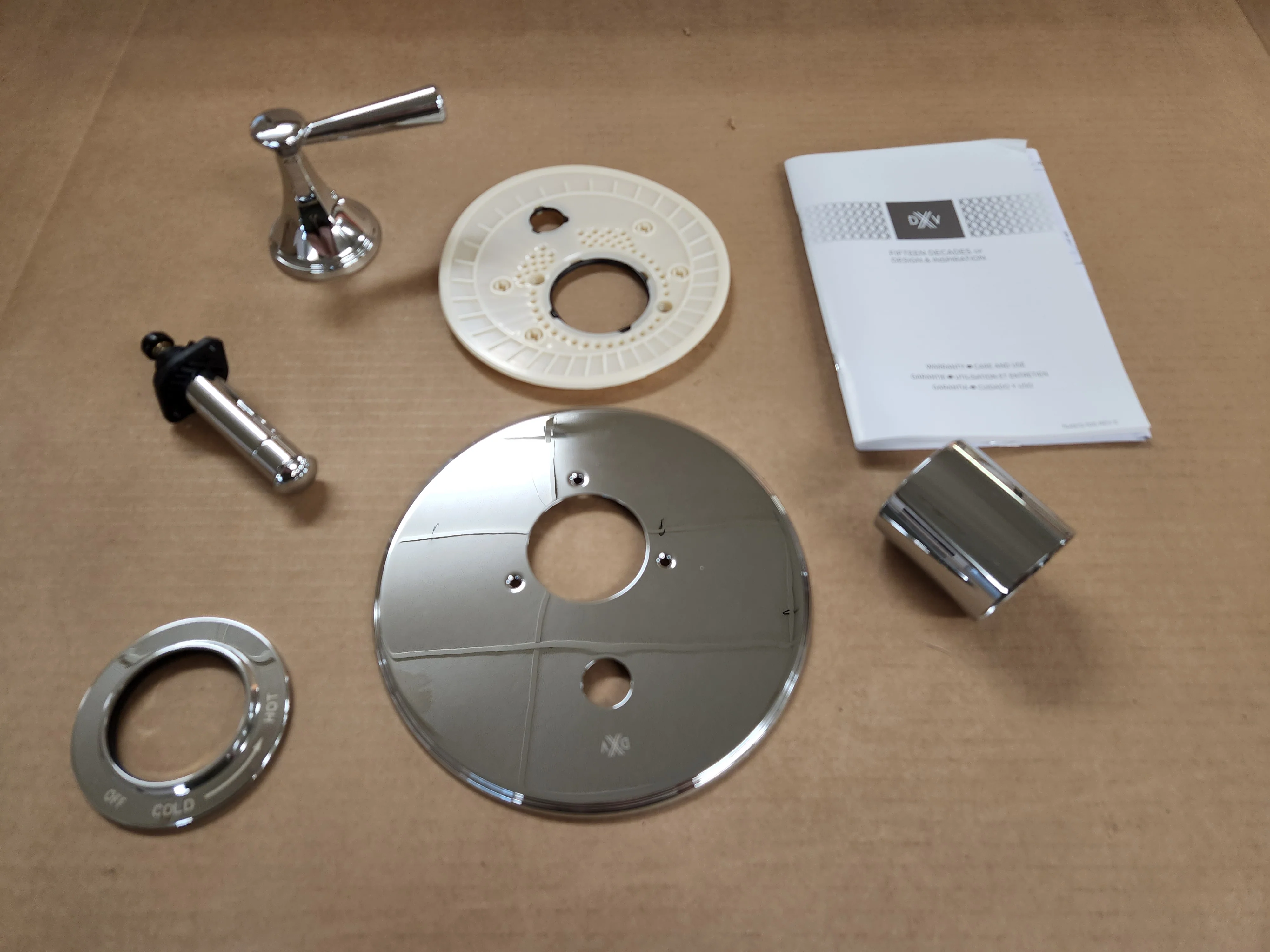 Fitzgerald Polished Chrome Pressure Balance Tub/Shower Valve Trim - Image 2